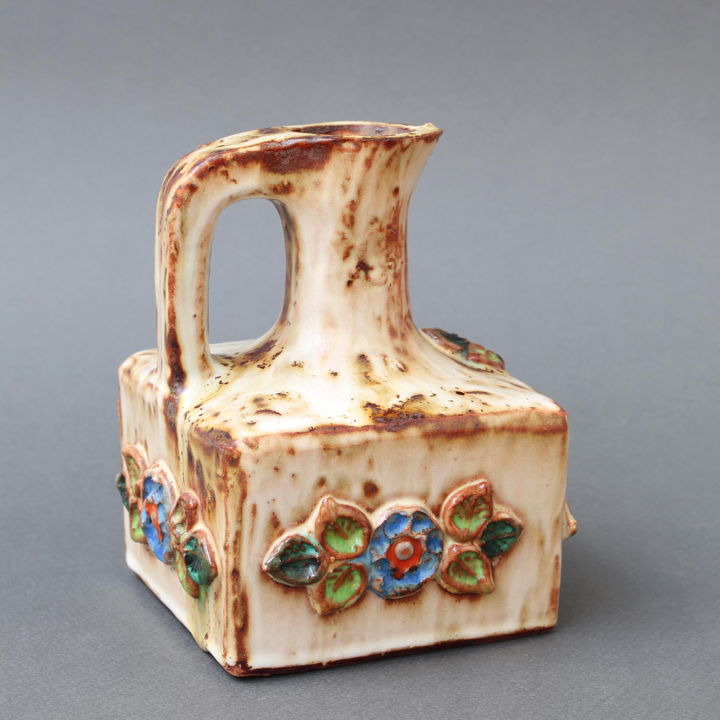 Französischer Keramikkrug der Jahrhundertmitte von La Roue 'circa 1960er Jahre', klein im Angebot 7