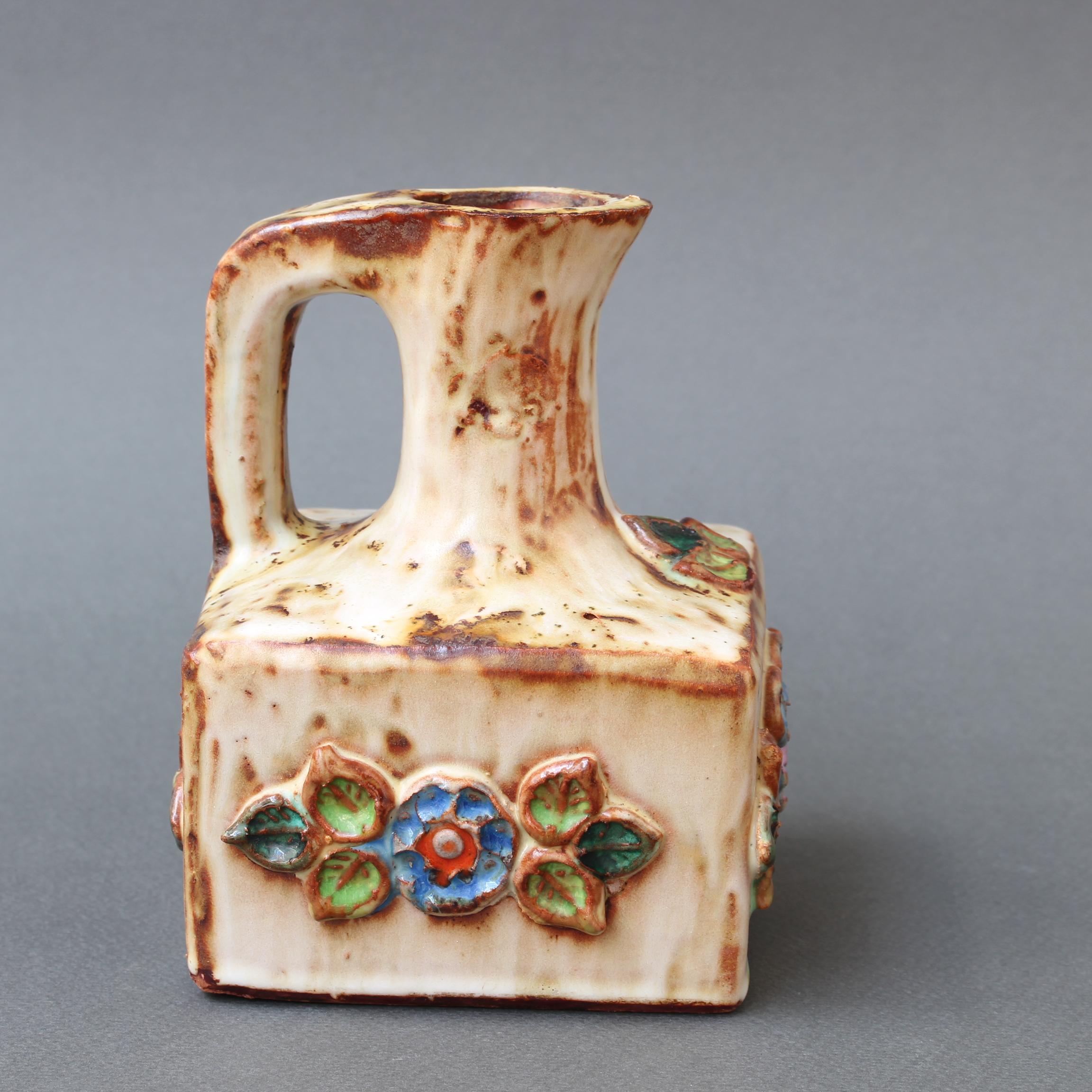 Französischer Keramikkrug der Jahrhundertmitte von La Roue 'circa 1960er Jahre', klein im Angebot 8