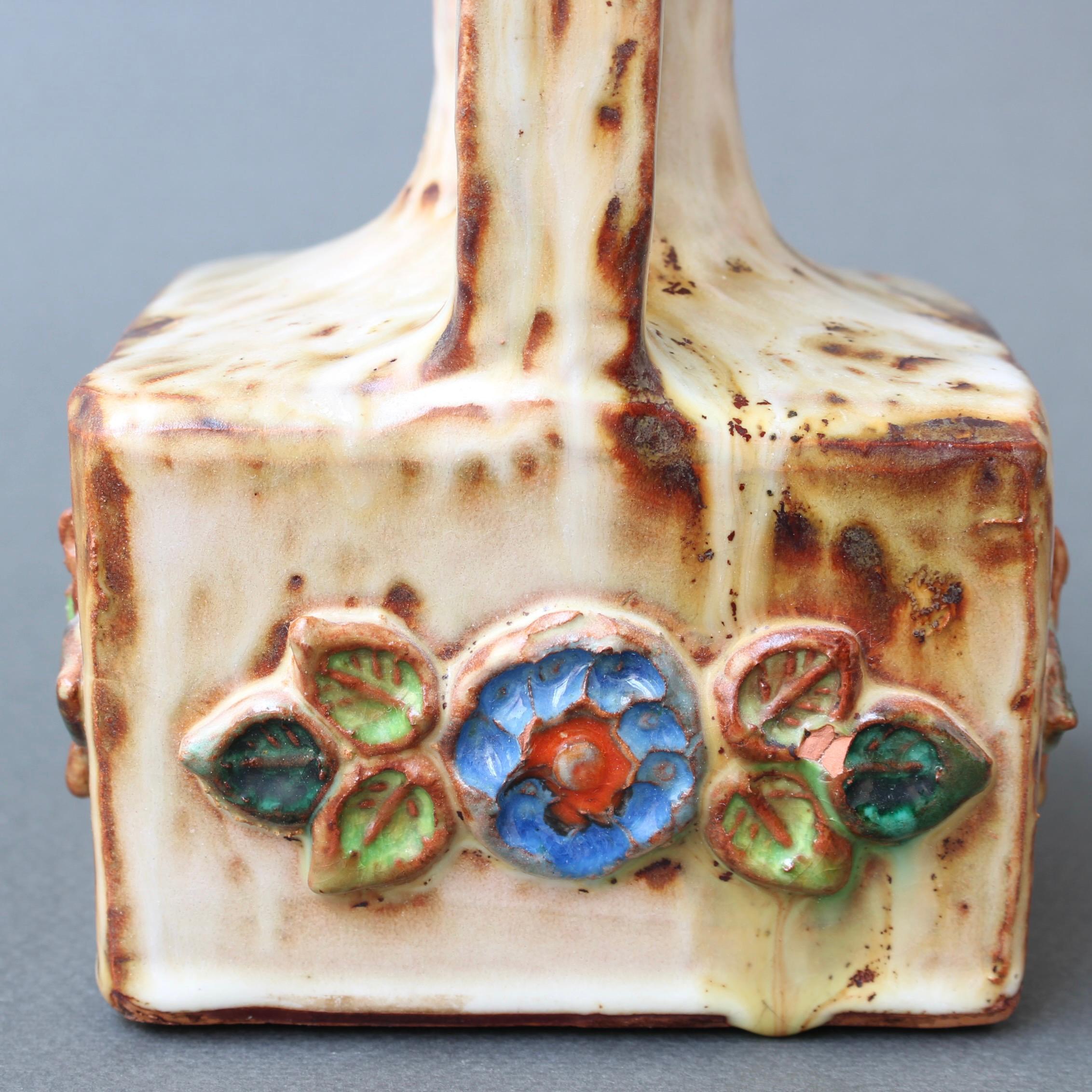 Französischer Keramikkrug der Jahrhundertmitte von La Roue 'circa 1960er Jahre', klein im Angebot 1