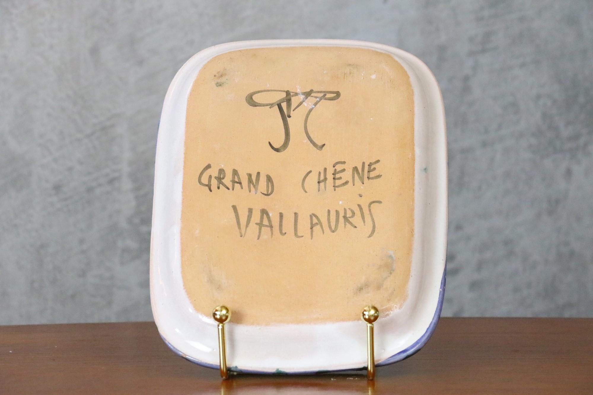 Mid-Century French Ceramic Plate by Naumovitch Gourju, Grand Chêne, Vallauris For Sale 1