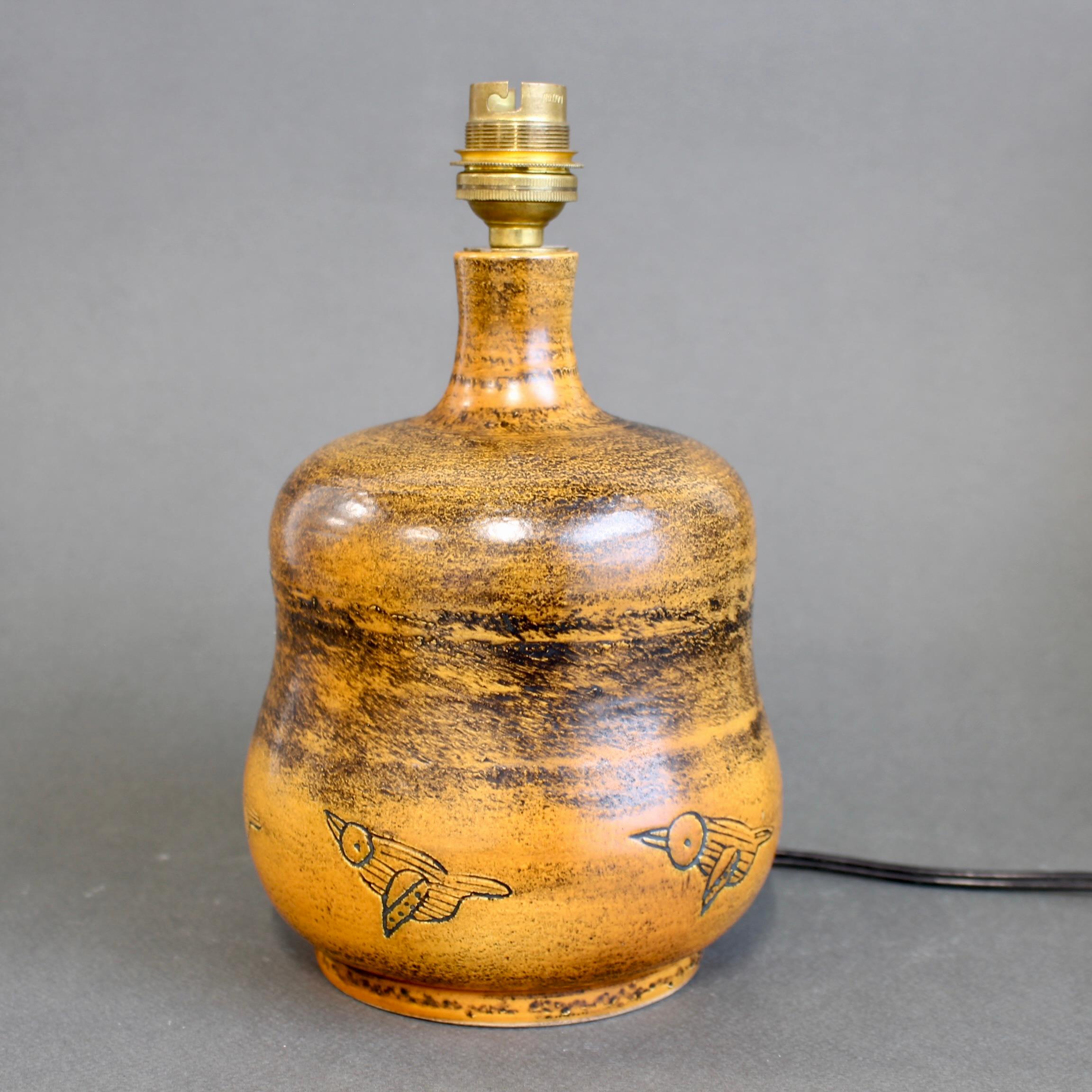 Français Lampe de table en céramique française du milieu du siècle par Jacques Blin (circa 1950) en vente