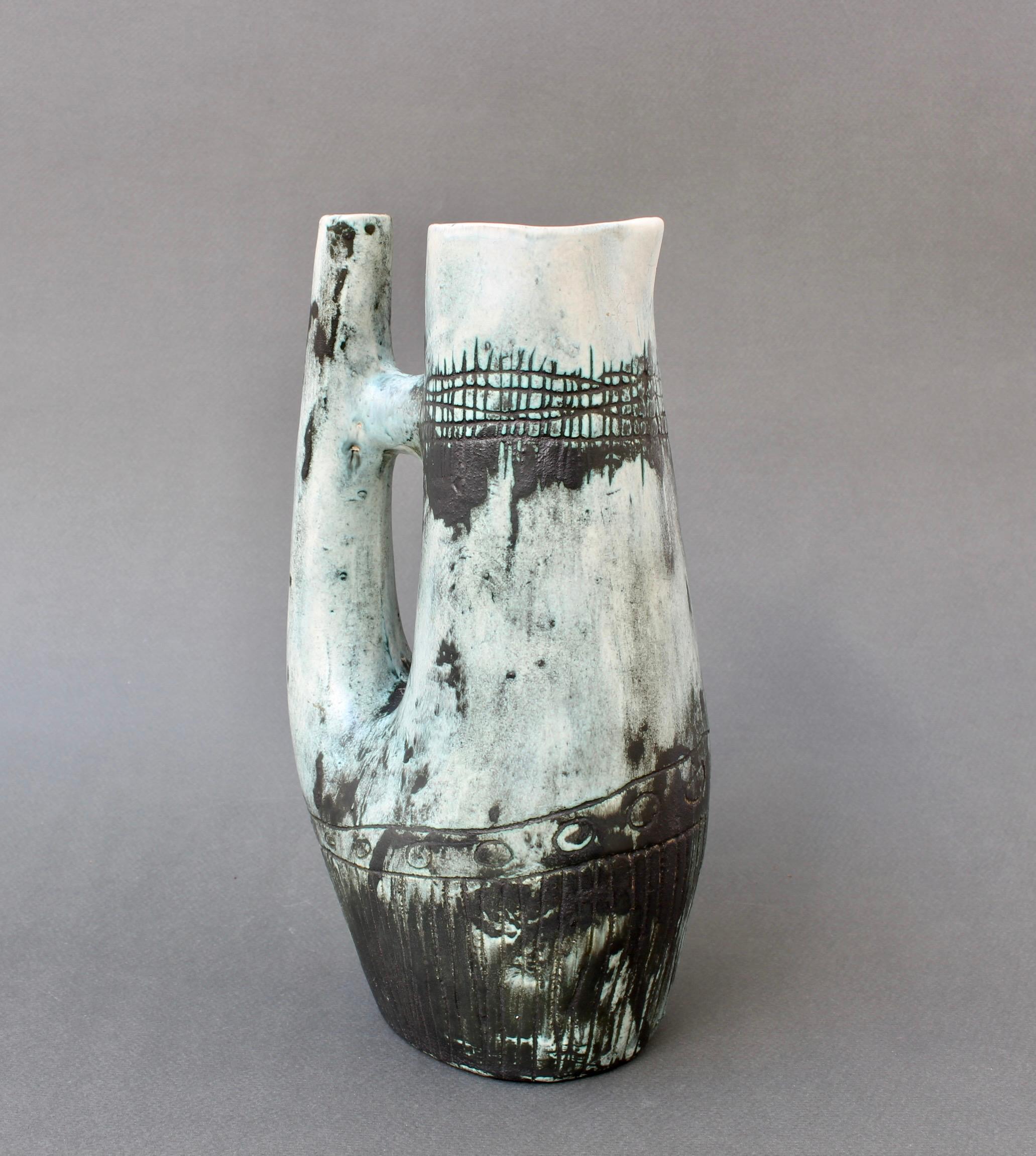 Milieu du XXe siècle Vase en céramique français du milieu du siècle par Jacques Blin 'circa 1950s' en vente