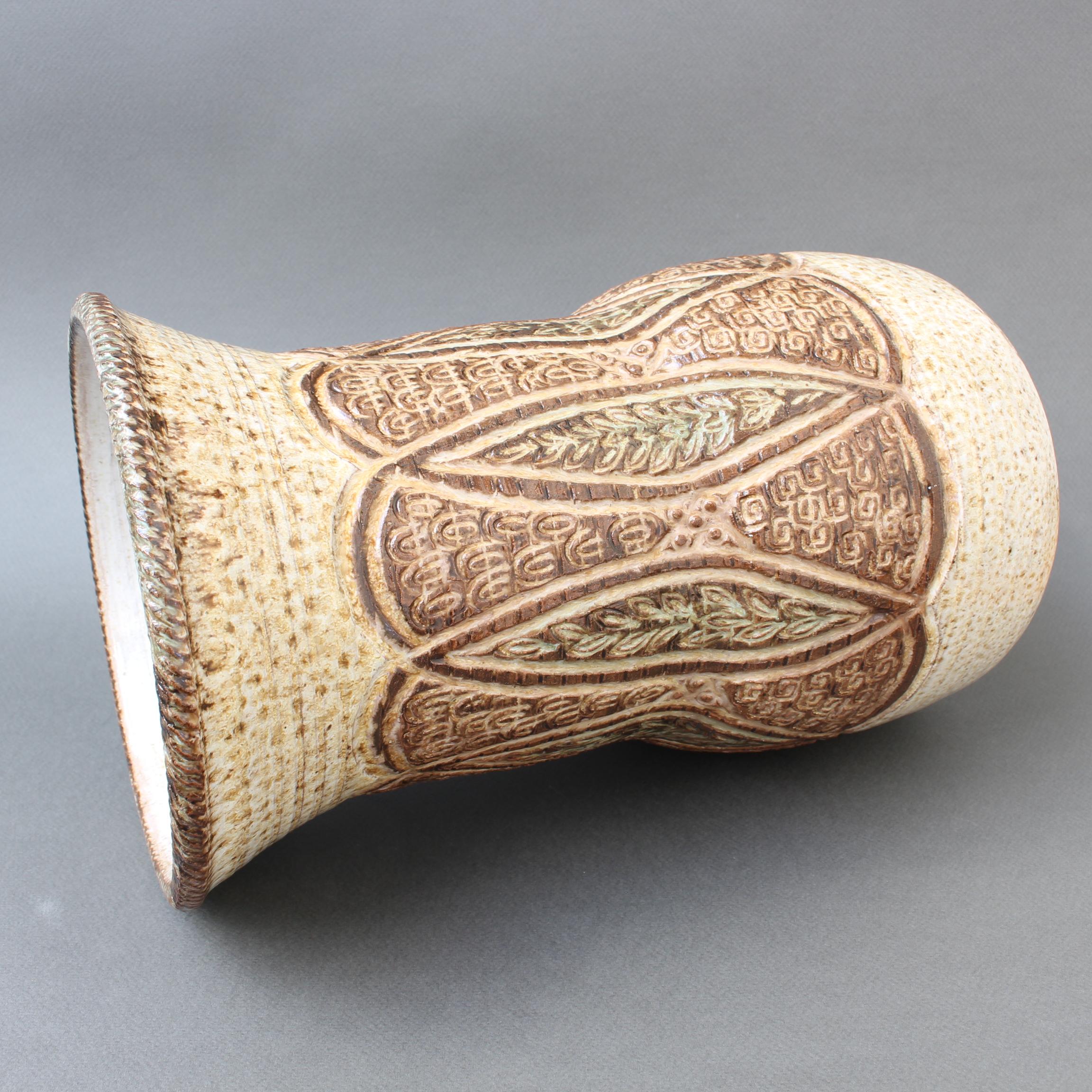 Midcentury French Ceramic Vase by Marcel Giraud, circa 1960s 8