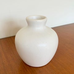Vase en céramique français du milieu du siècle, vers 1950.