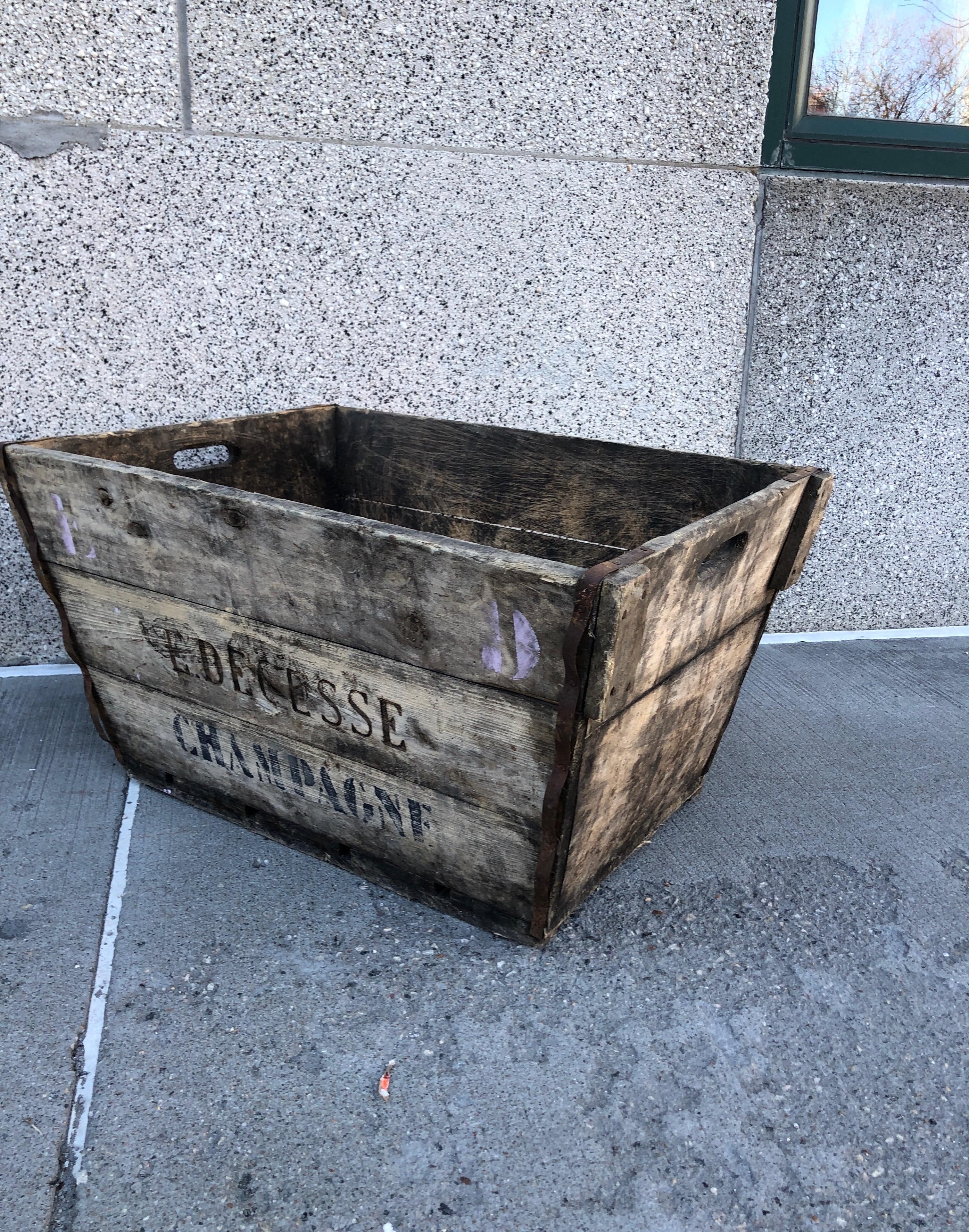 Midcentury French Champagne Harvest Basket 6