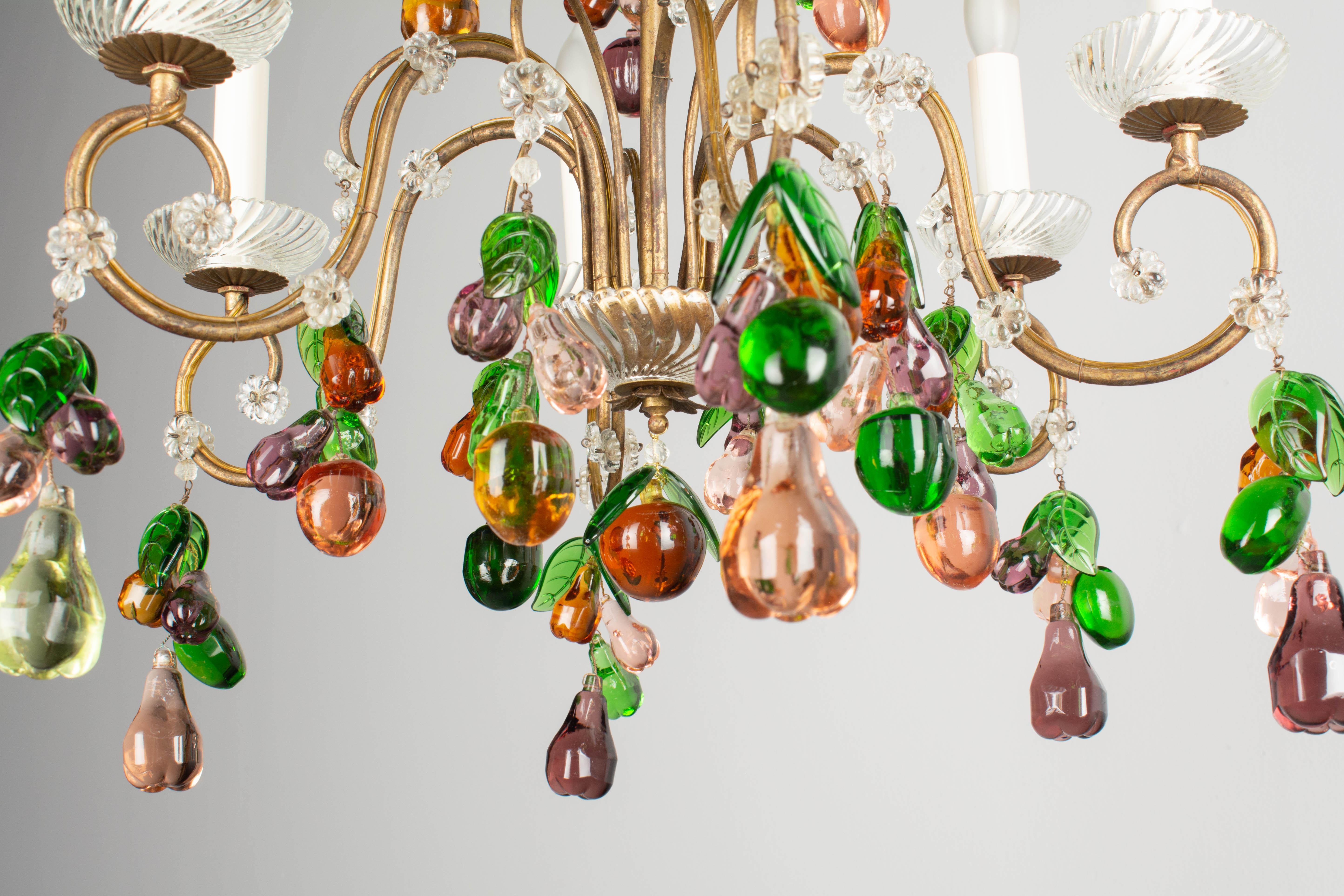 Mid Century Italian Chandelier with Glass Fruits For Sale 2