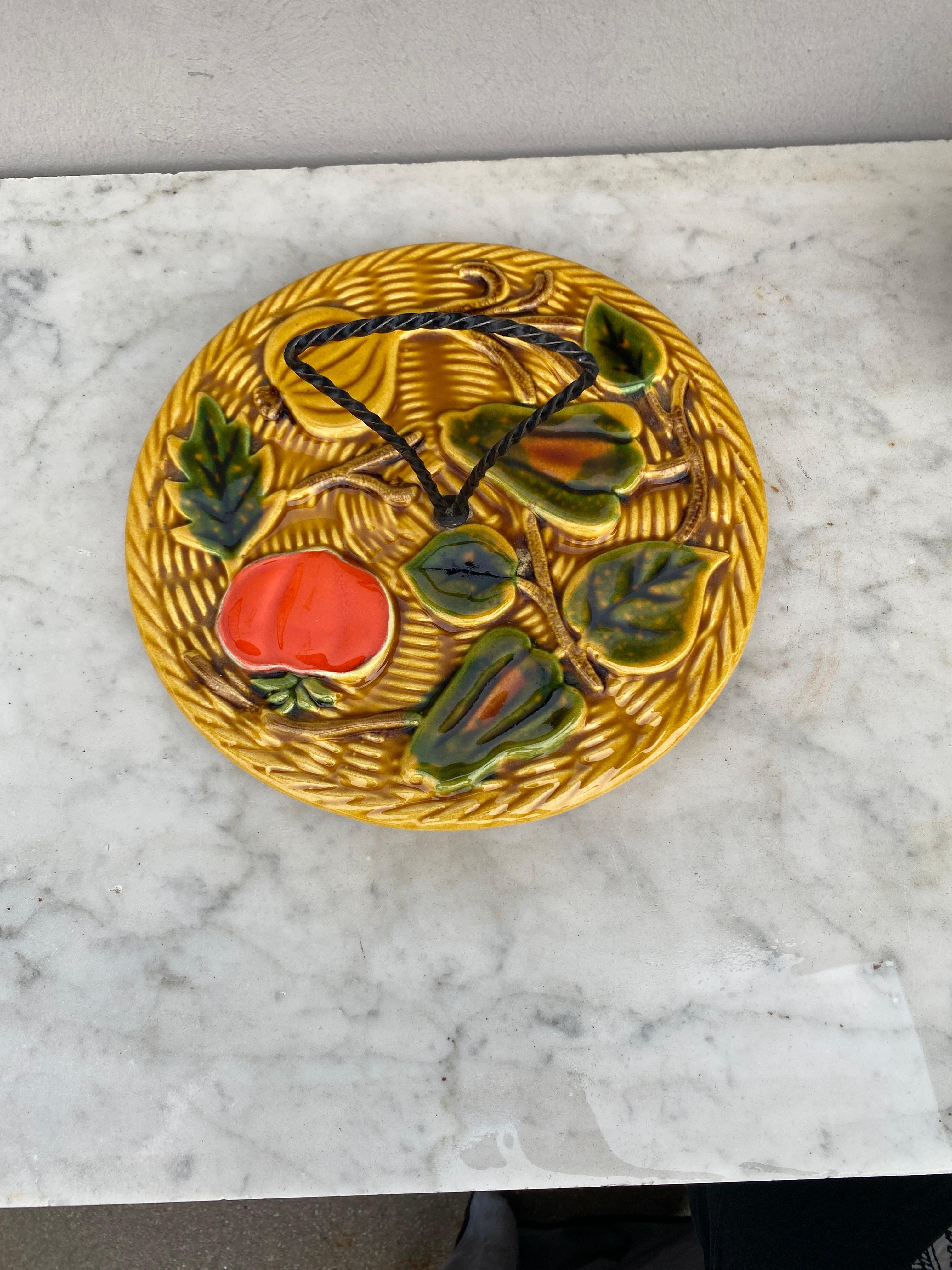 Mid-century French Majolica Cheese Platter Vallauris
Decorated with tomato,onion,pepper.