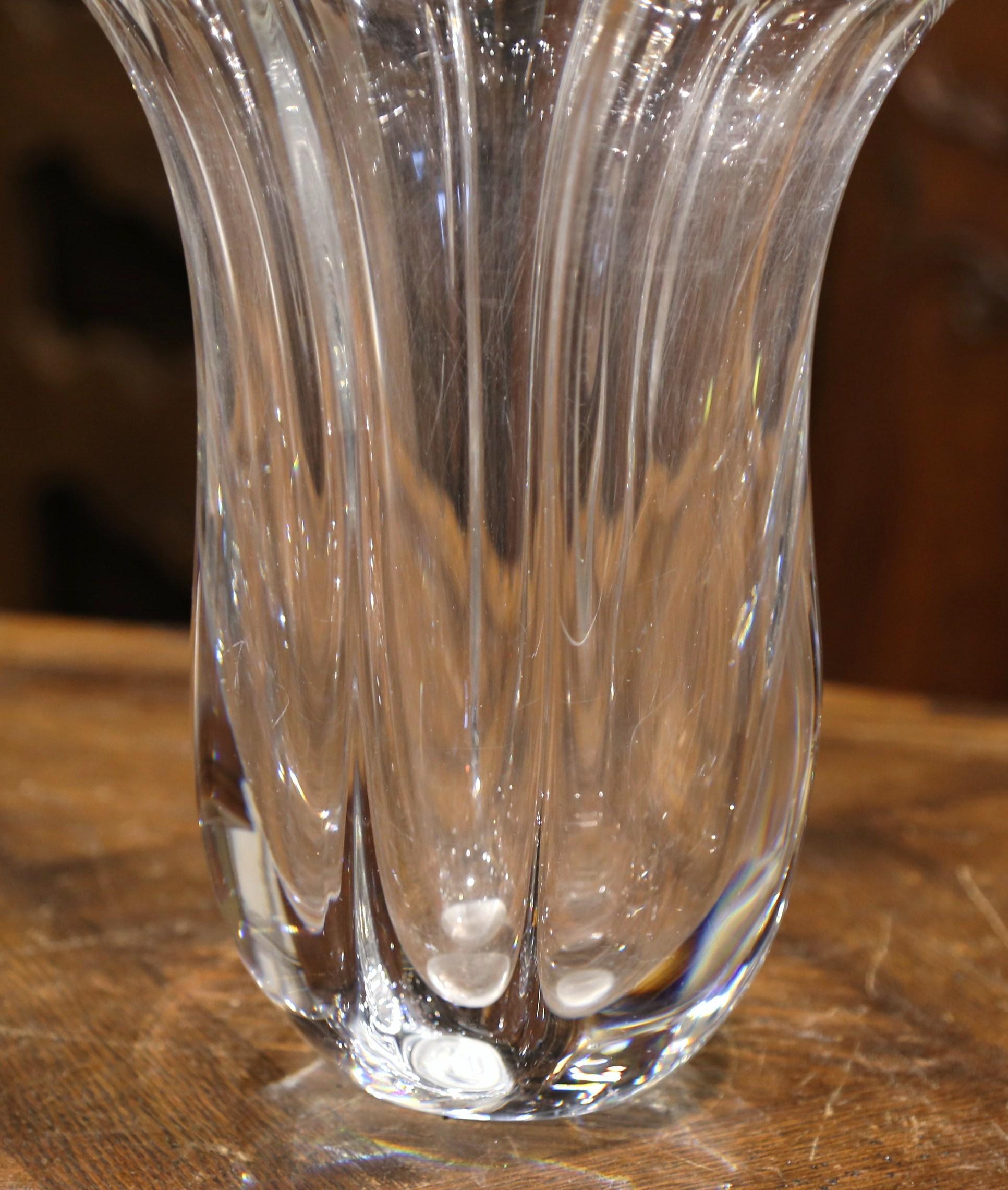 Mid-Century French Clear Oval Art Deco Blown Glass Vase In Excellent Condition For Sale In Dallas, TX