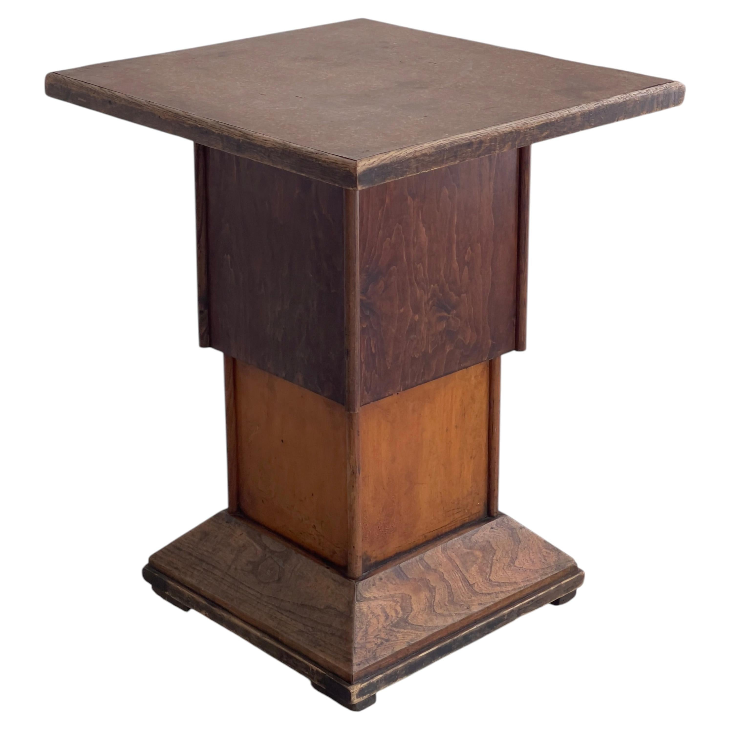 Mid century French console table, pedestal in elm, veneer and linoleum. For Sale