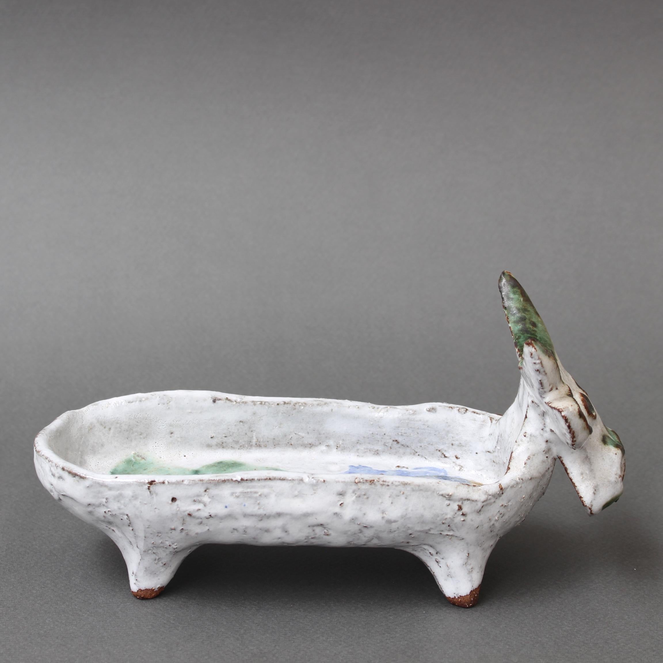 Ceramica Bide-Poche di mucca francese di metà secolo di Albert Thiry (circa 1960) in vendita