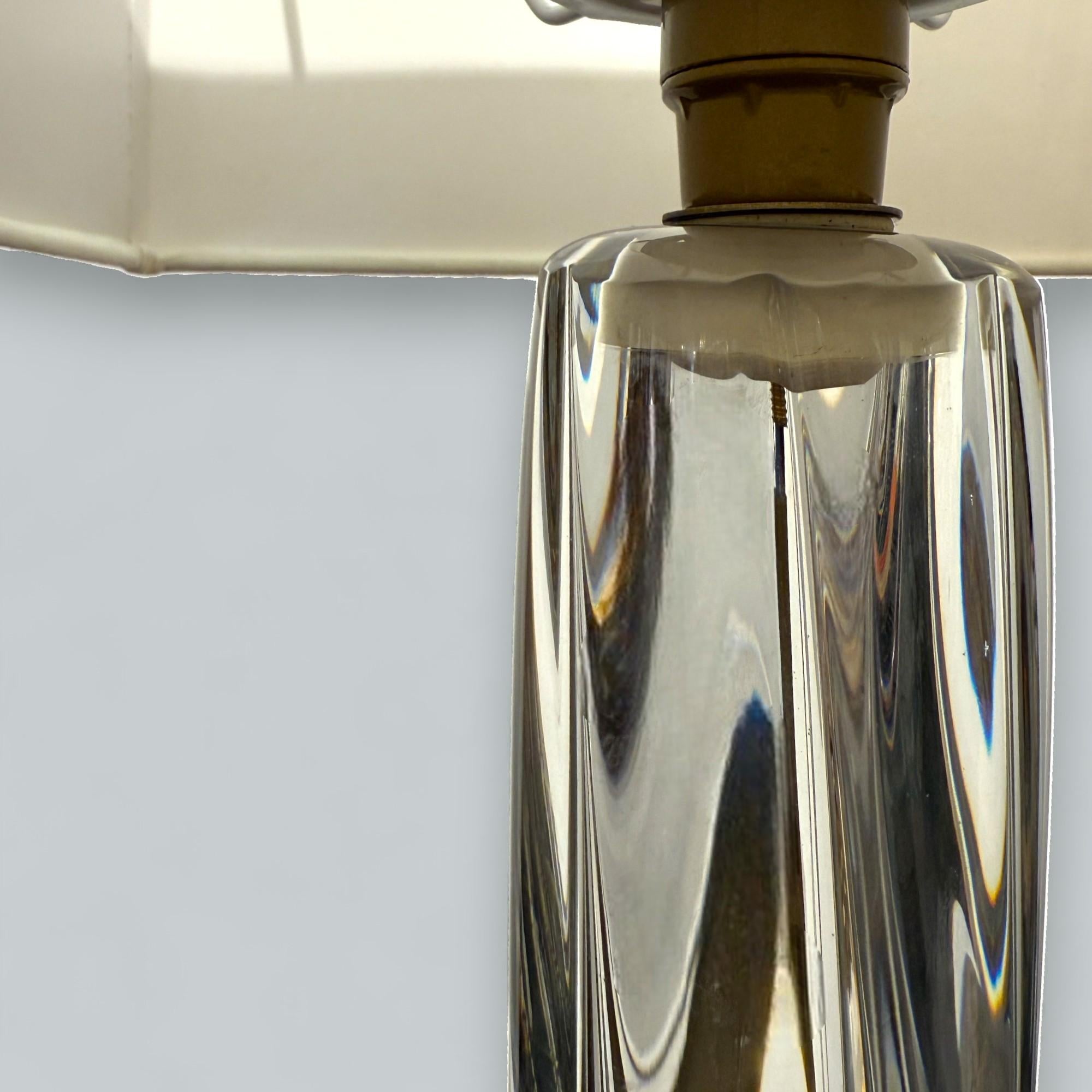 Mid-Century French Crystal Table Lamp from Daum, 20th Century For Sale 6