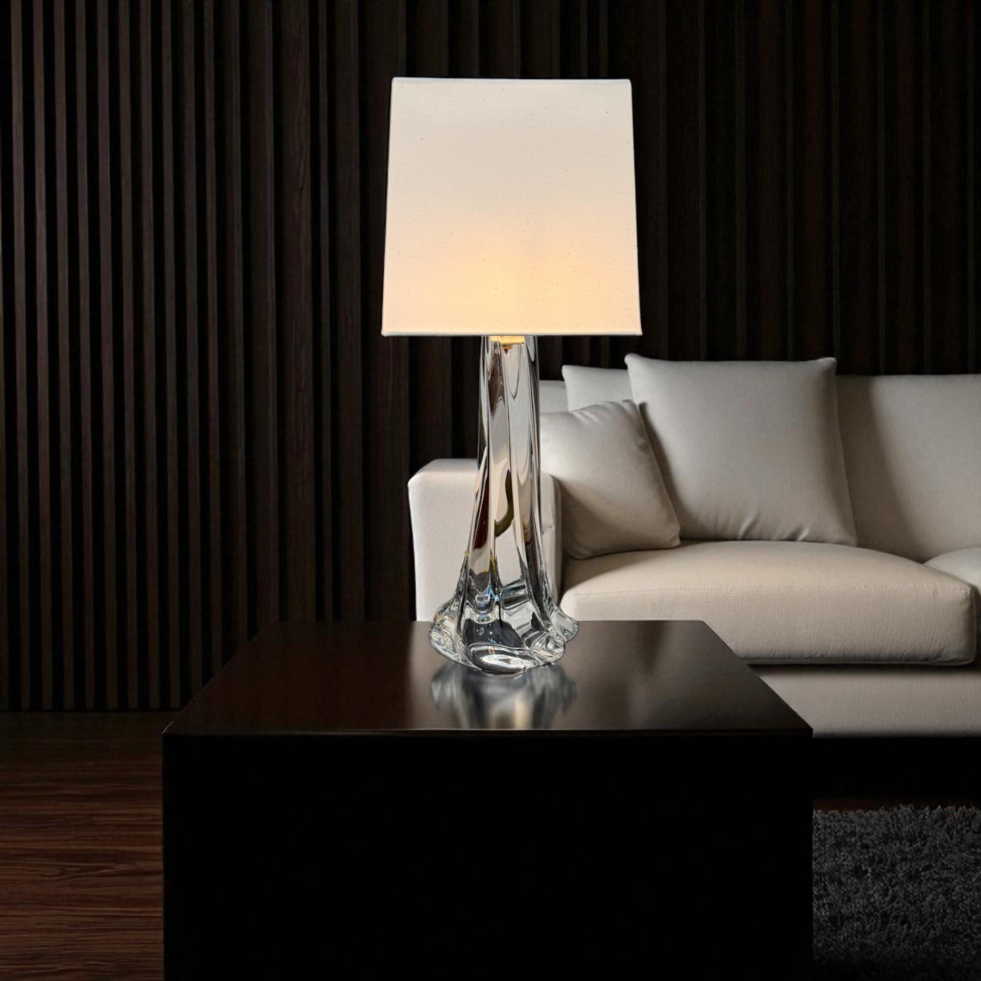 Mid-Century Modern Mid-Century French Crystal Table Lamp from Daum, 20th Century For Sale