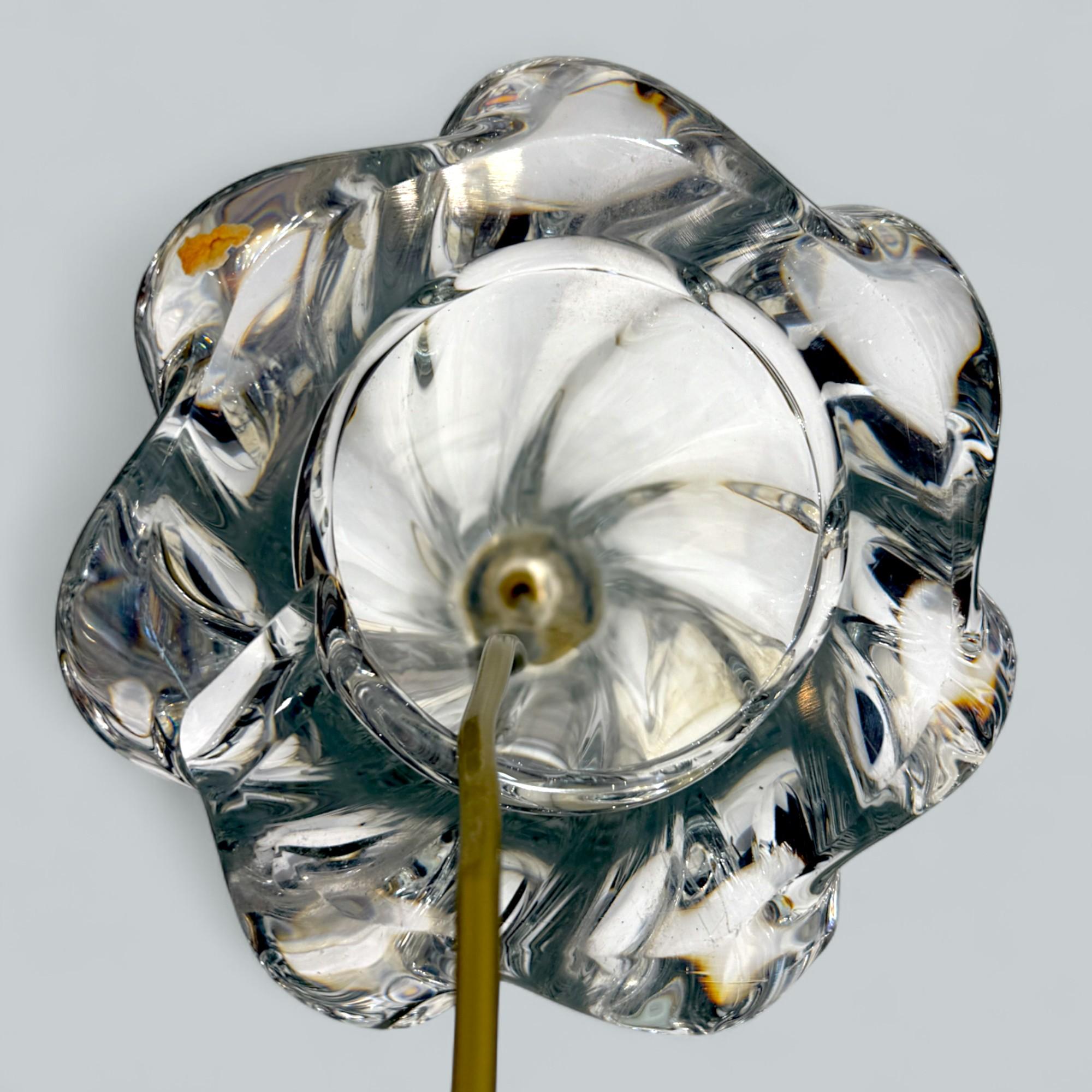 Mid-Century French Crystal Table Lamp from Daum, 20th Century For Sale 1