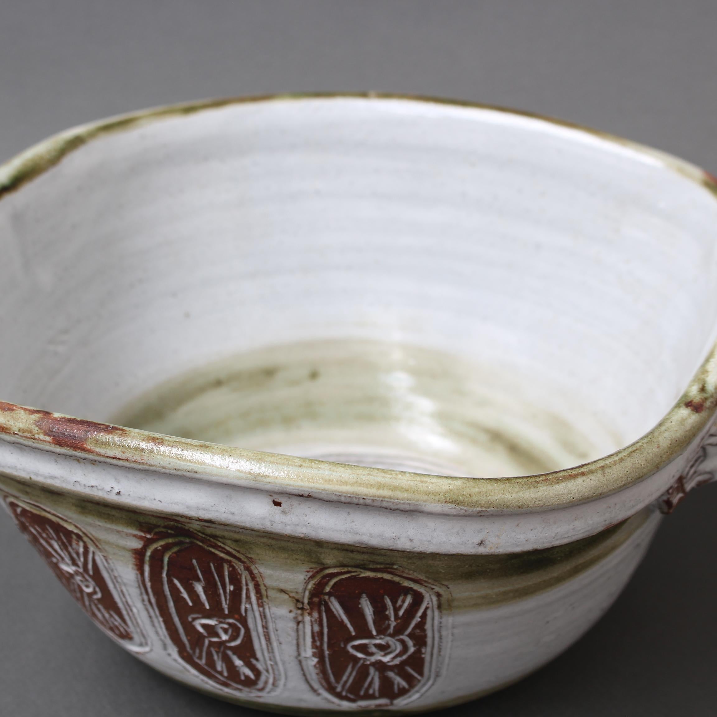 Mid-Century French Decorative Ceramic Bowl by Albert Thiry (circa 1960s) For Sale 7