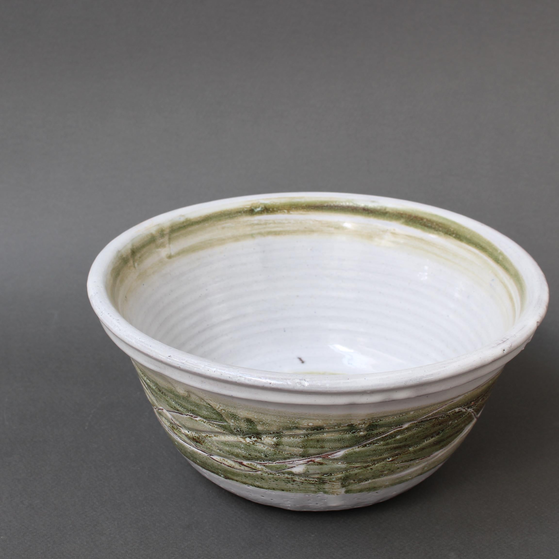 Mid-Century French Decorative Ceramic Bowl by Albert Thiry (circa 1960s) For Sale 10