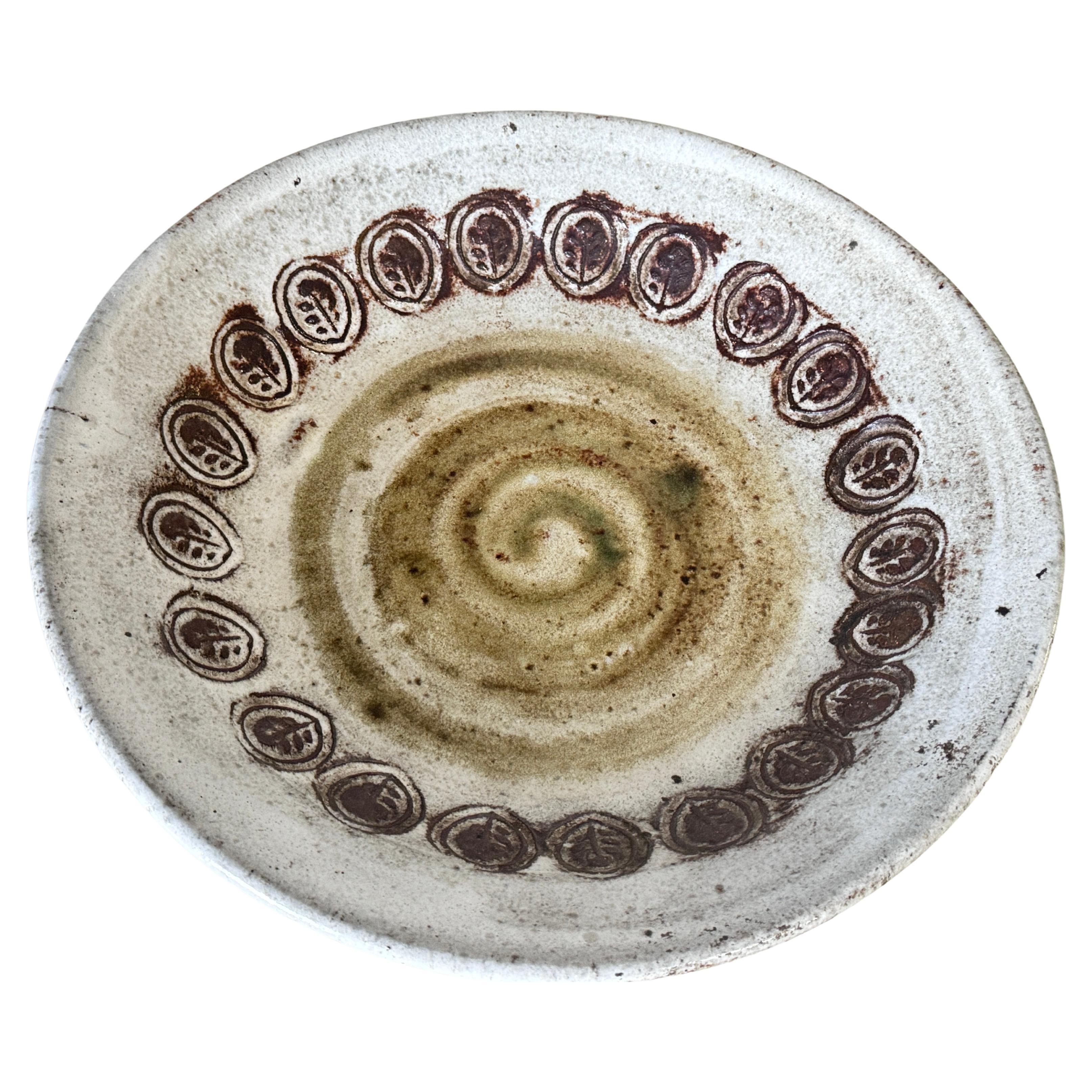Mid-Century French Decorative Ceramic Dish / Vide-Poche by Albert Thiry C. 1960s In Good Condition For Sale In Auribeau sur Siagne, FR