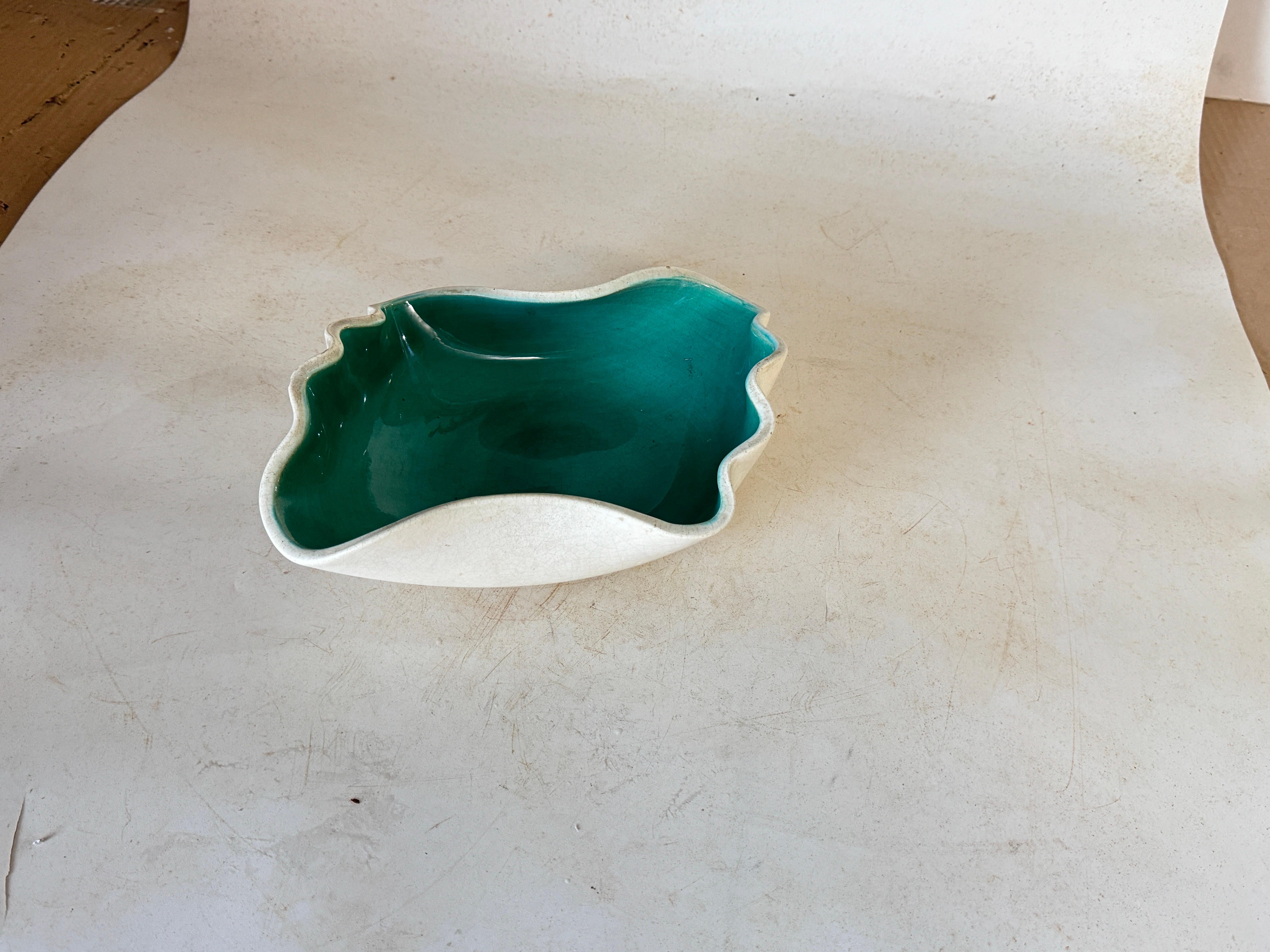 Mid-Century French Decorative Ceramic Dish / Vide-Poche by Elchinger 1960s Green For Sale 2