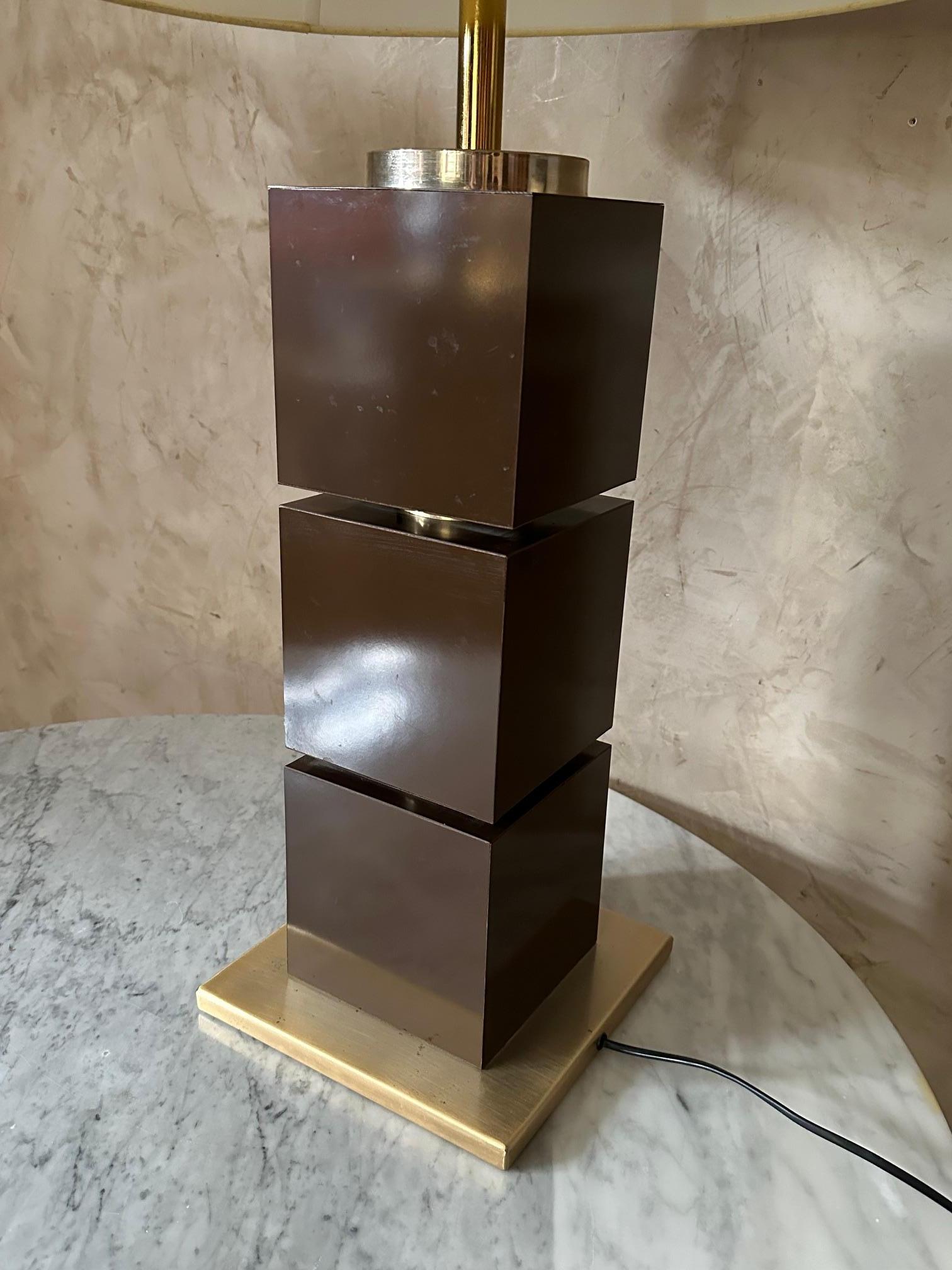 Mid-century French Design Brass and Lacquered Wood Table Lamp For Sale 3