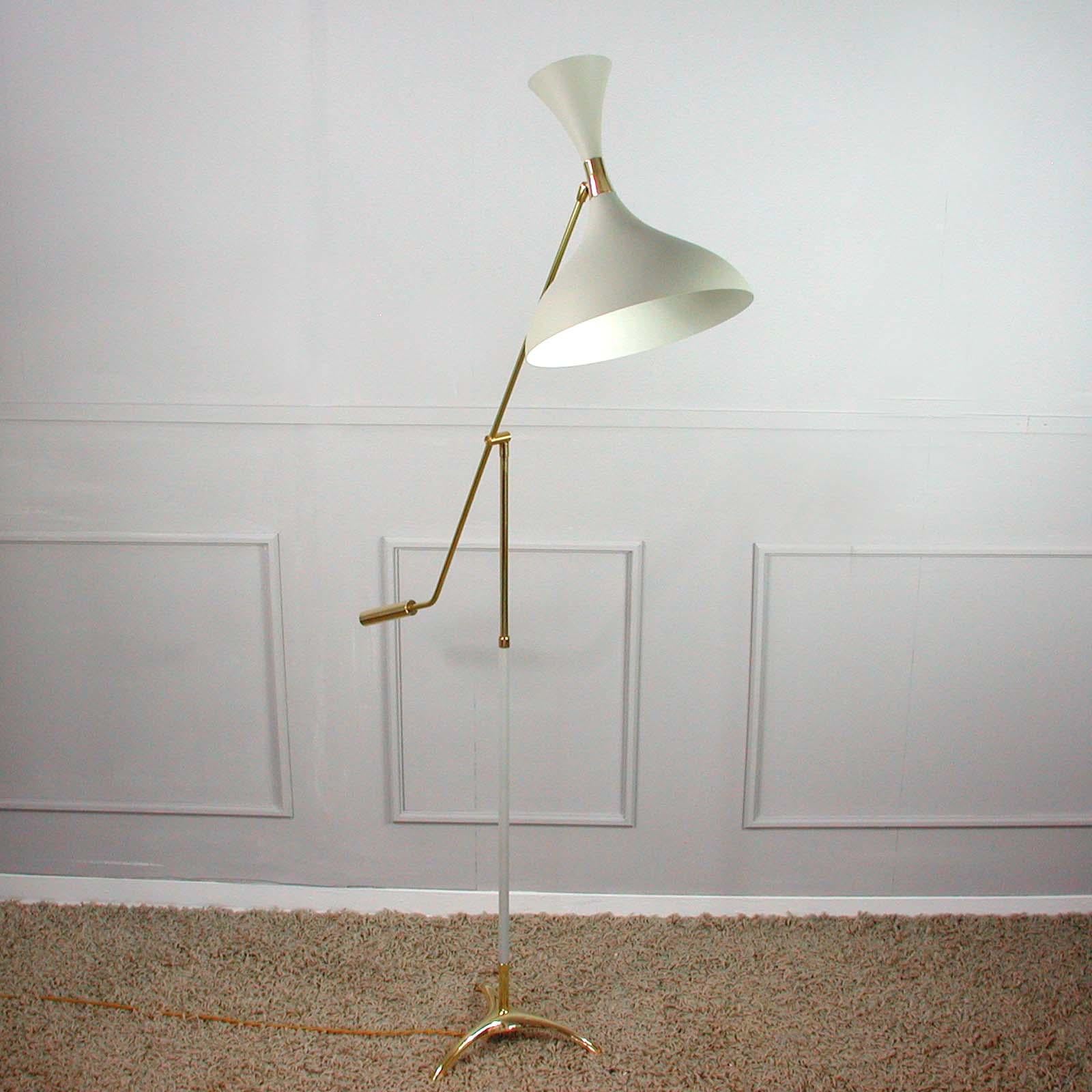 Lacquered Midcentury French Diabolo Tripod Counterweight Floor Lamp, 1950s