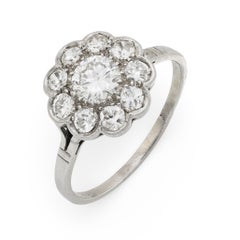 Bague fleur en or blanc 18k et diamant de style français du milieu du siècle dernier