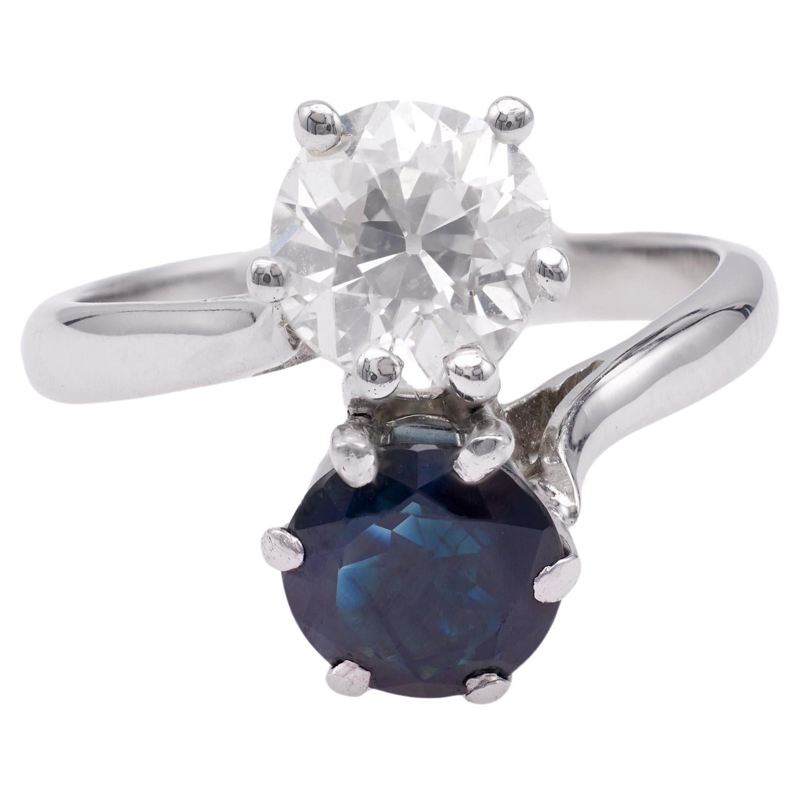 Mid-Century French Diamond and Sapphire 18k White Gold Toi et Moi Ring For Sale