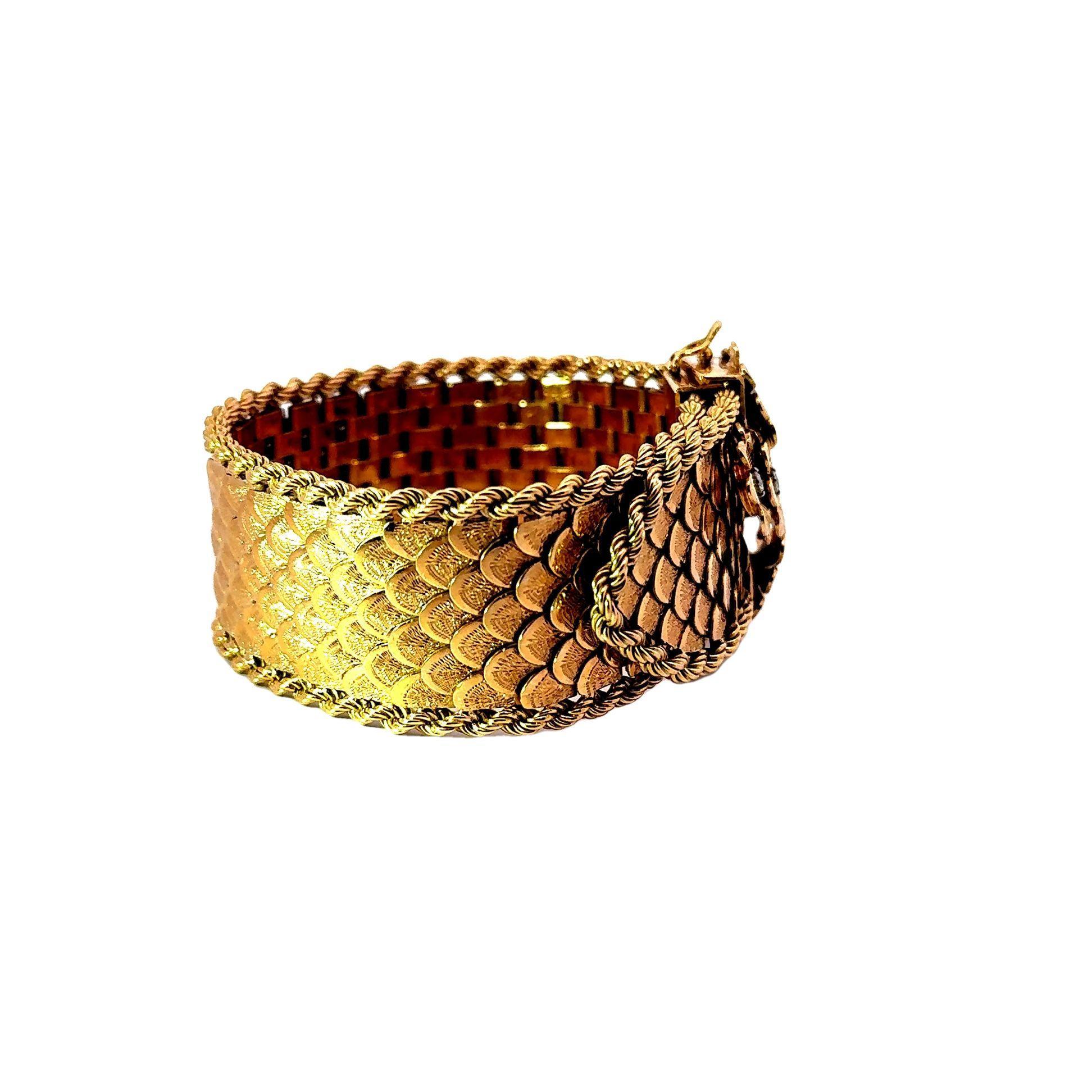 Round Cut Mid-Century French Diamond Flower 18k Gold Bracelet