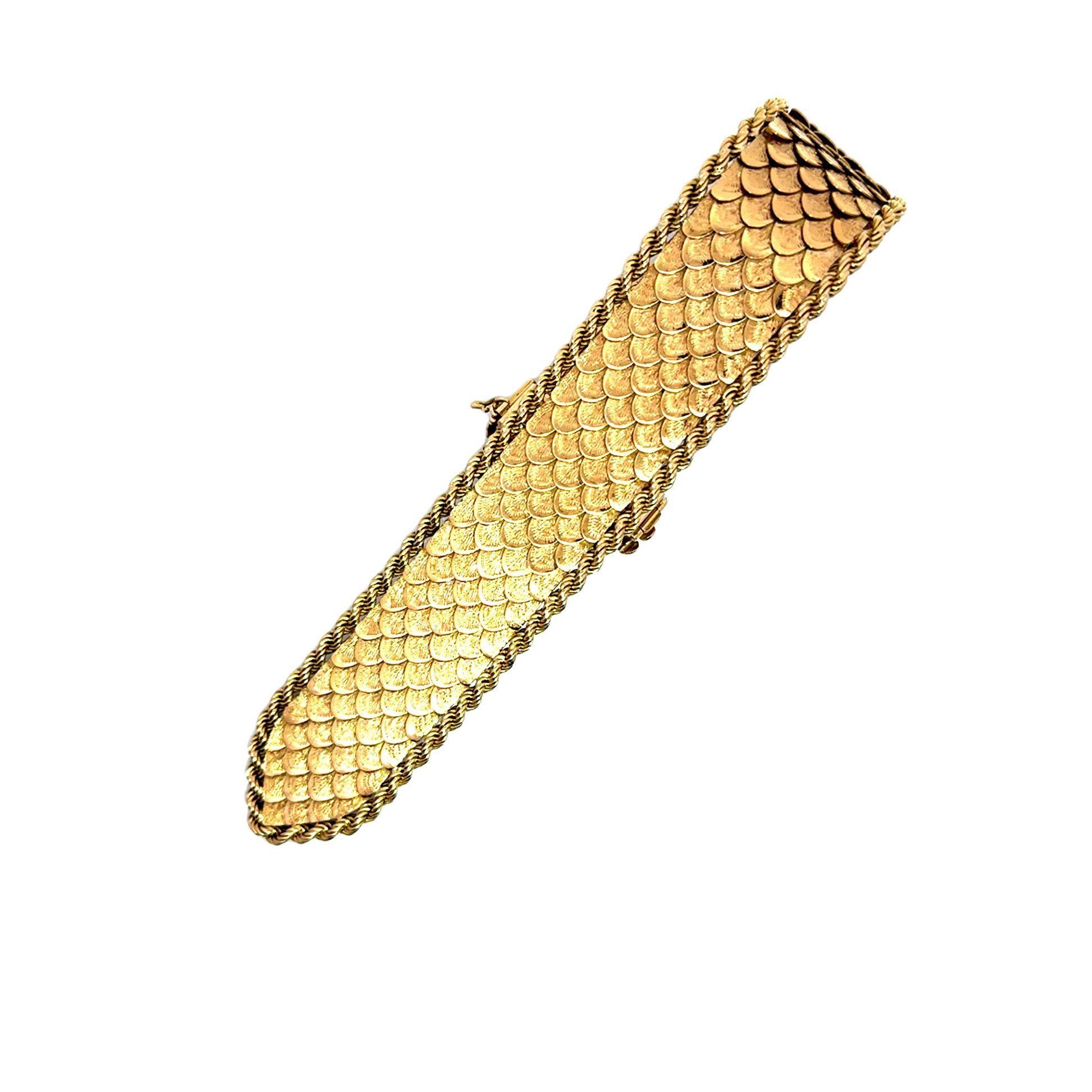 Women's Mid-Century French Diamond Flower 18k Gold Bracelet
