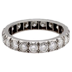 Bracelet d'éternité en platine à diamant de style français du milieu du siècle dernier