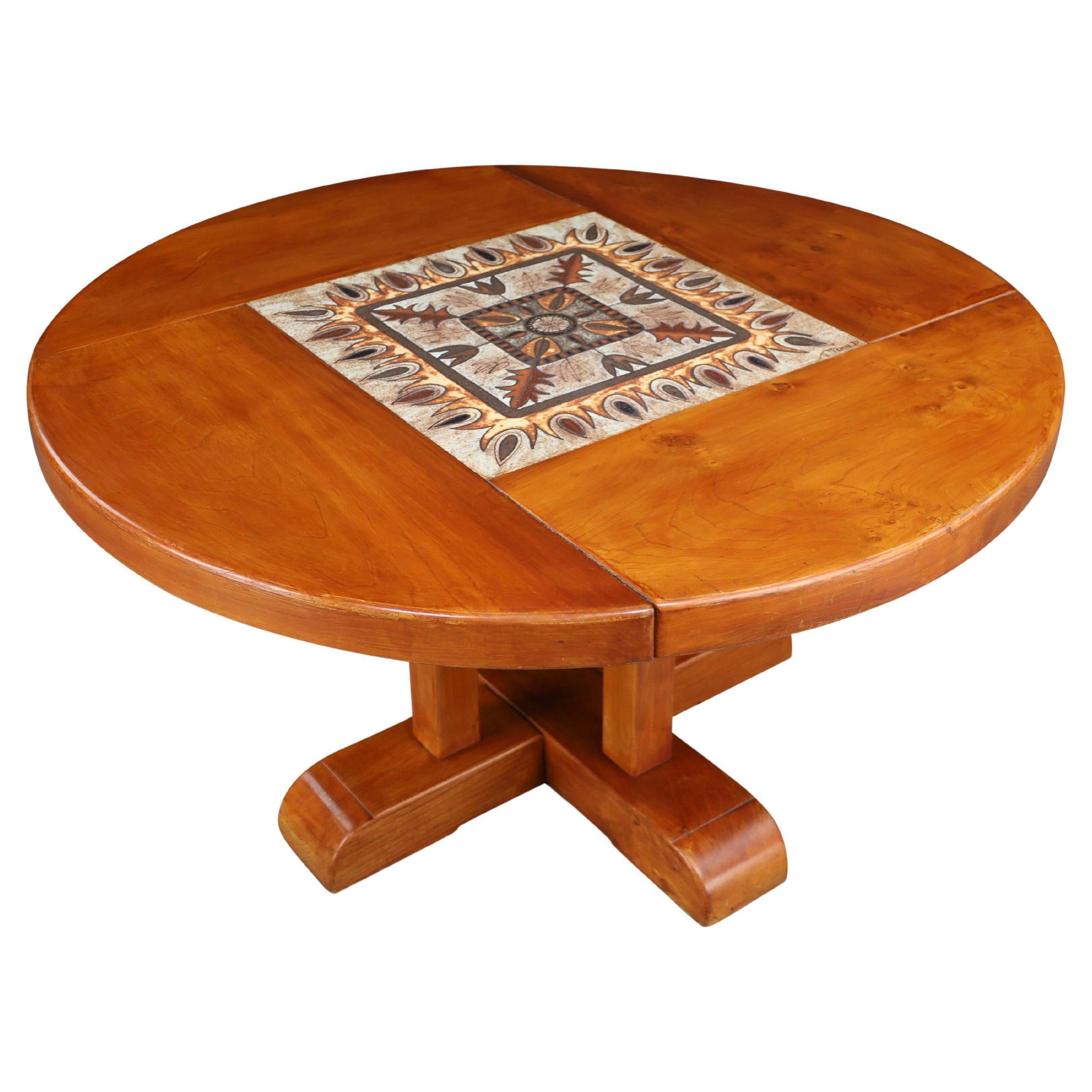 Table de salle à manger en orme et céramique du milieu du siècle par A. Picard, 1970 en vente