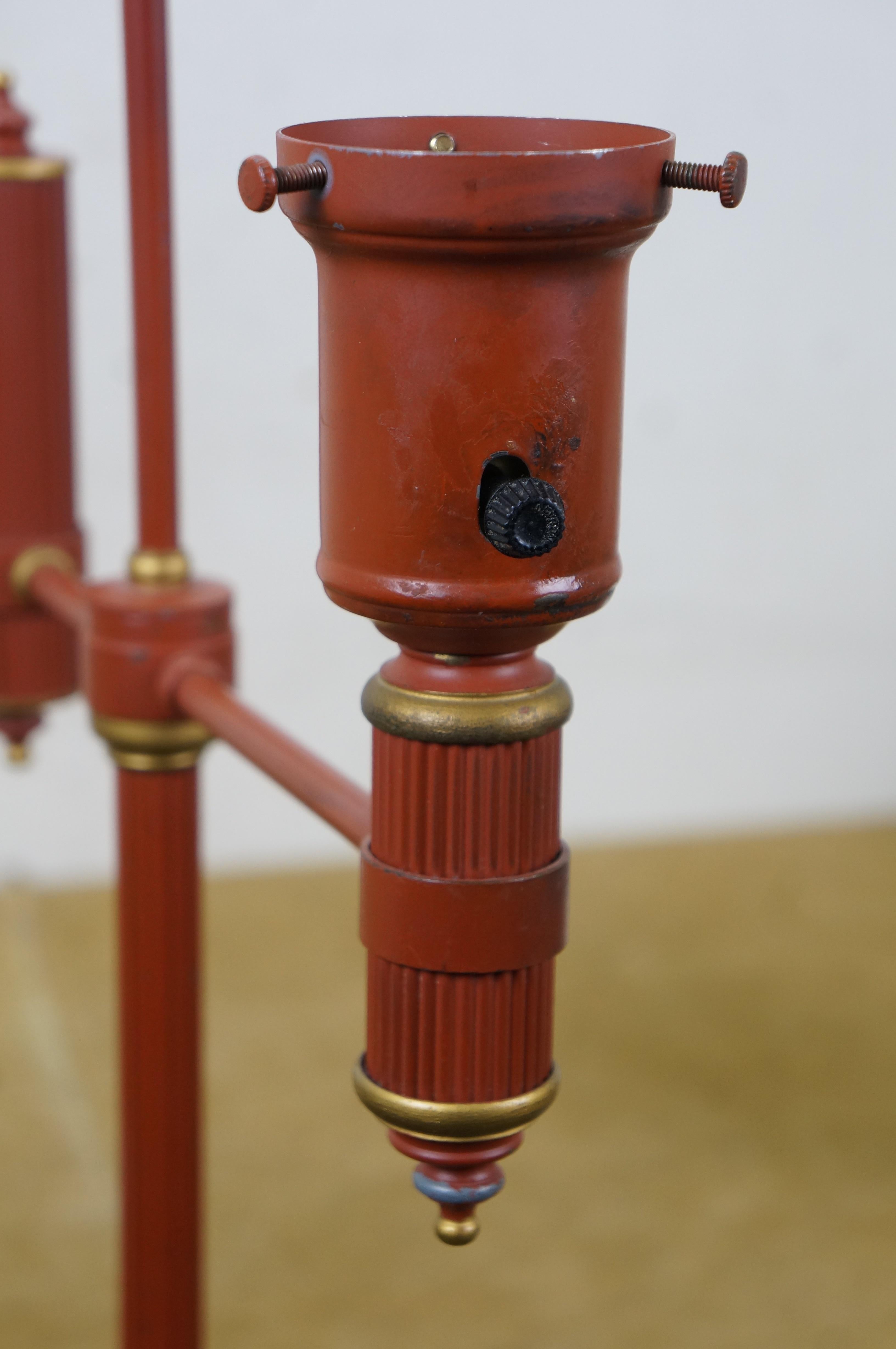 Lámpara de pie de estudiante de metal tole rojo y dorado estilo Imperio francés de mediados de siglo 57 en venta 8