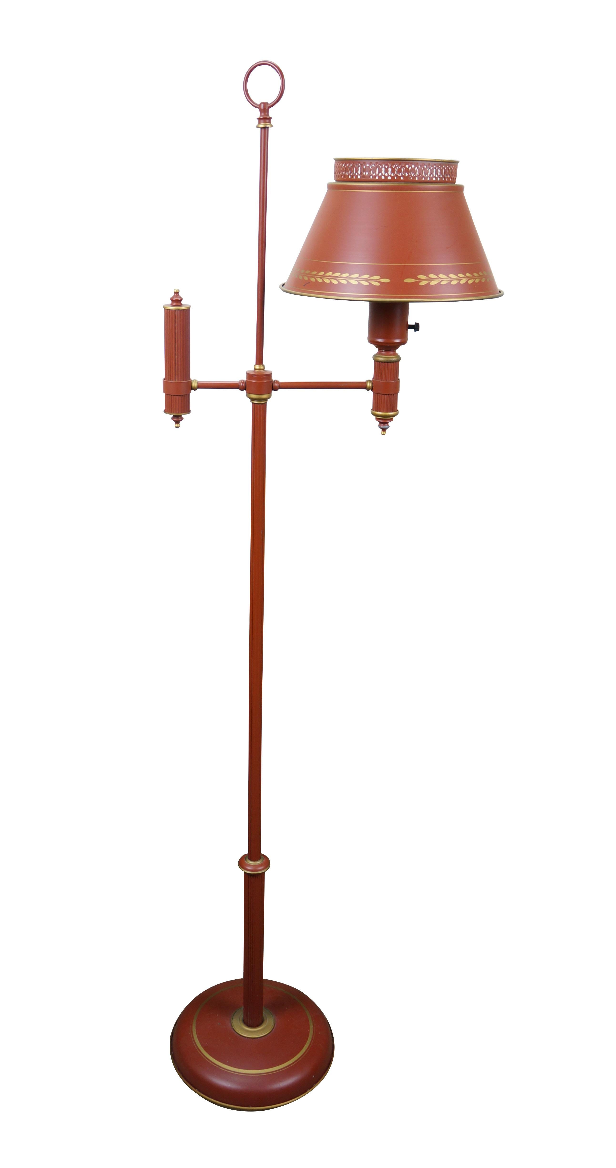 Lámpara de pie de estudiante de metal tole rojo y dorado estilo Imperio francés de mediados de siglo 57 en Bueno estado para la venta en Dayton, OH