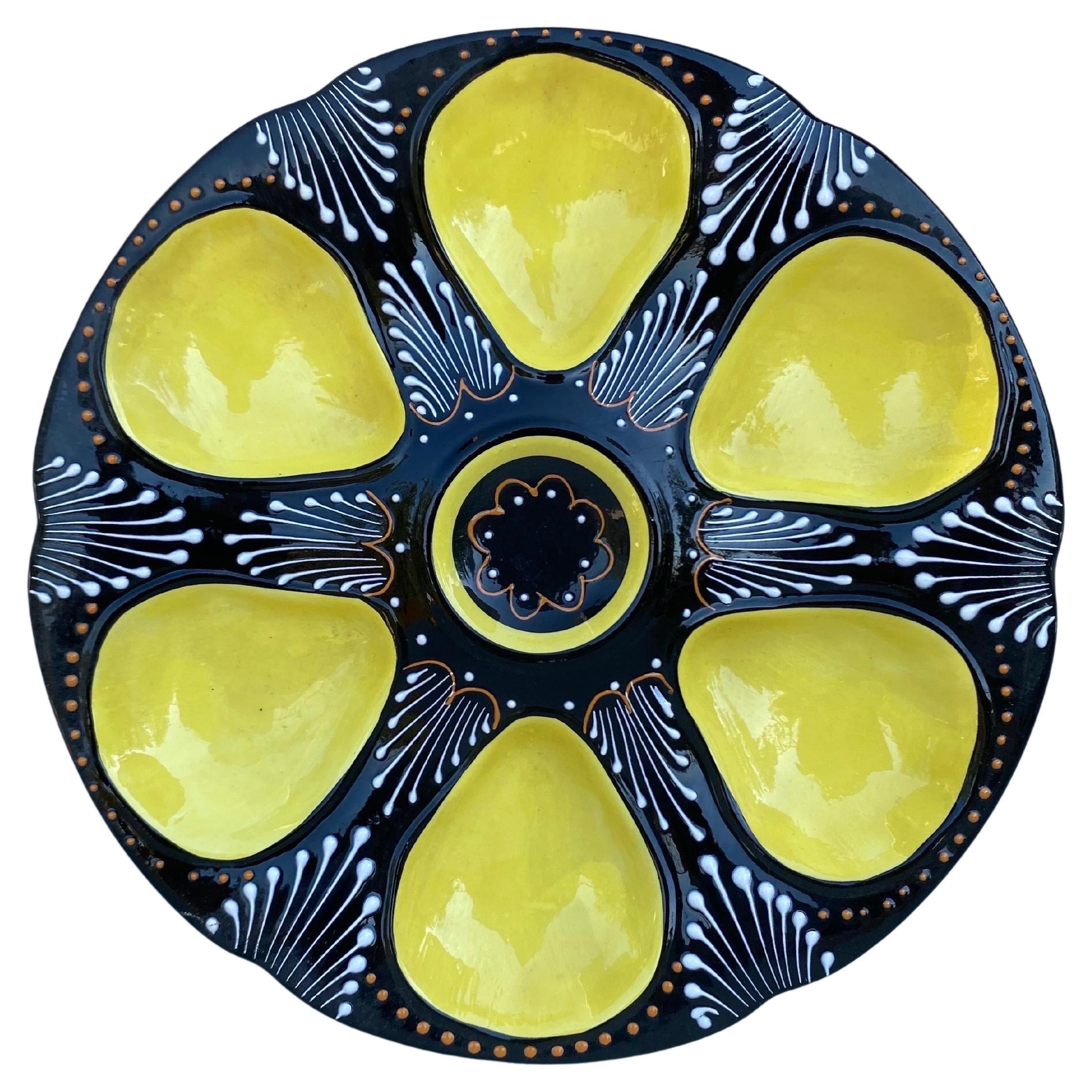 Mid-Century French Faience Quimper Yellow Oyster Plate For Sale