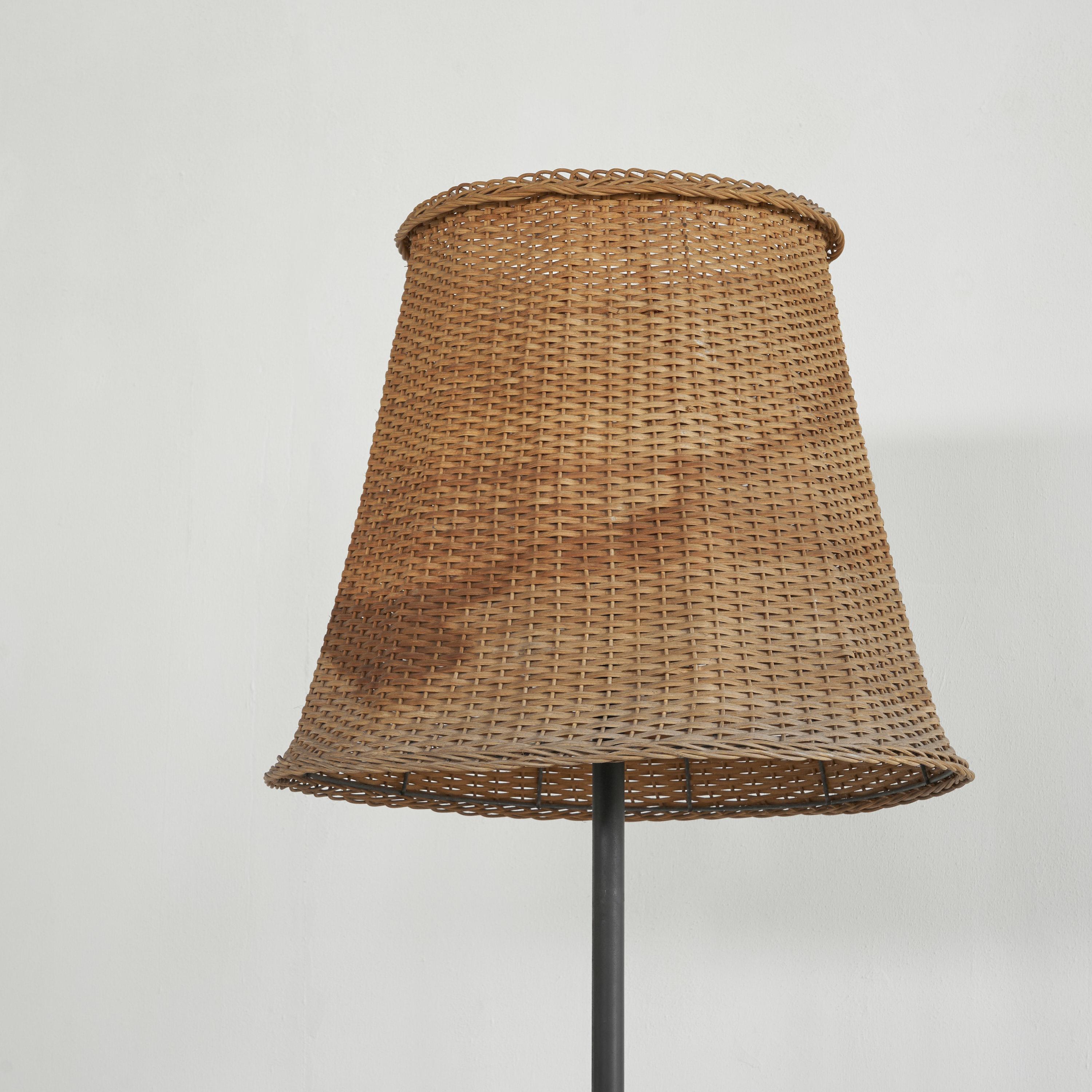 Mid Century French Floor Lamp in Metal and Rattan, 1950s 4