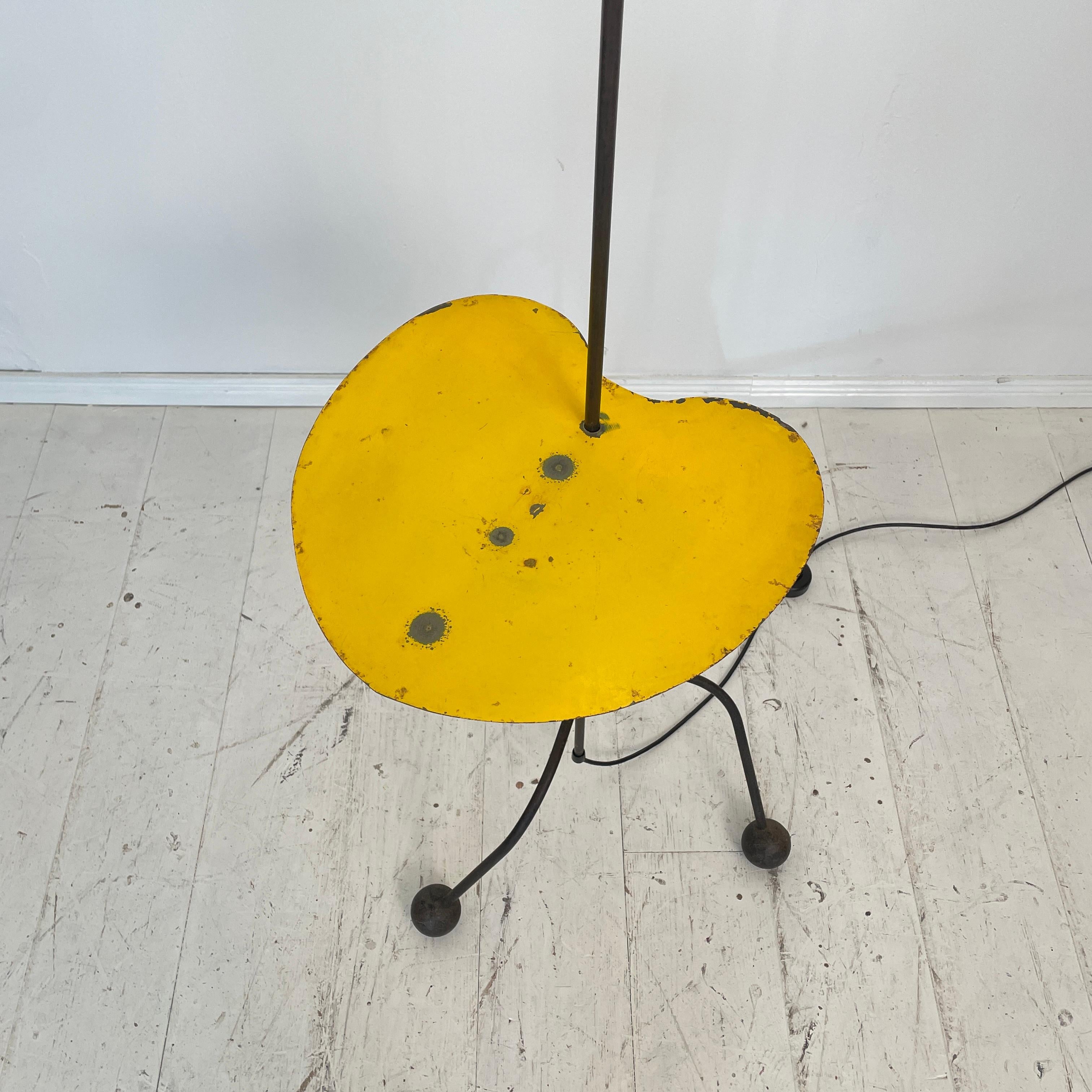 Mid-Century French Floor Lamp Made of Black Metal with Yellow Fabric Shade, 1950 For Sale 1