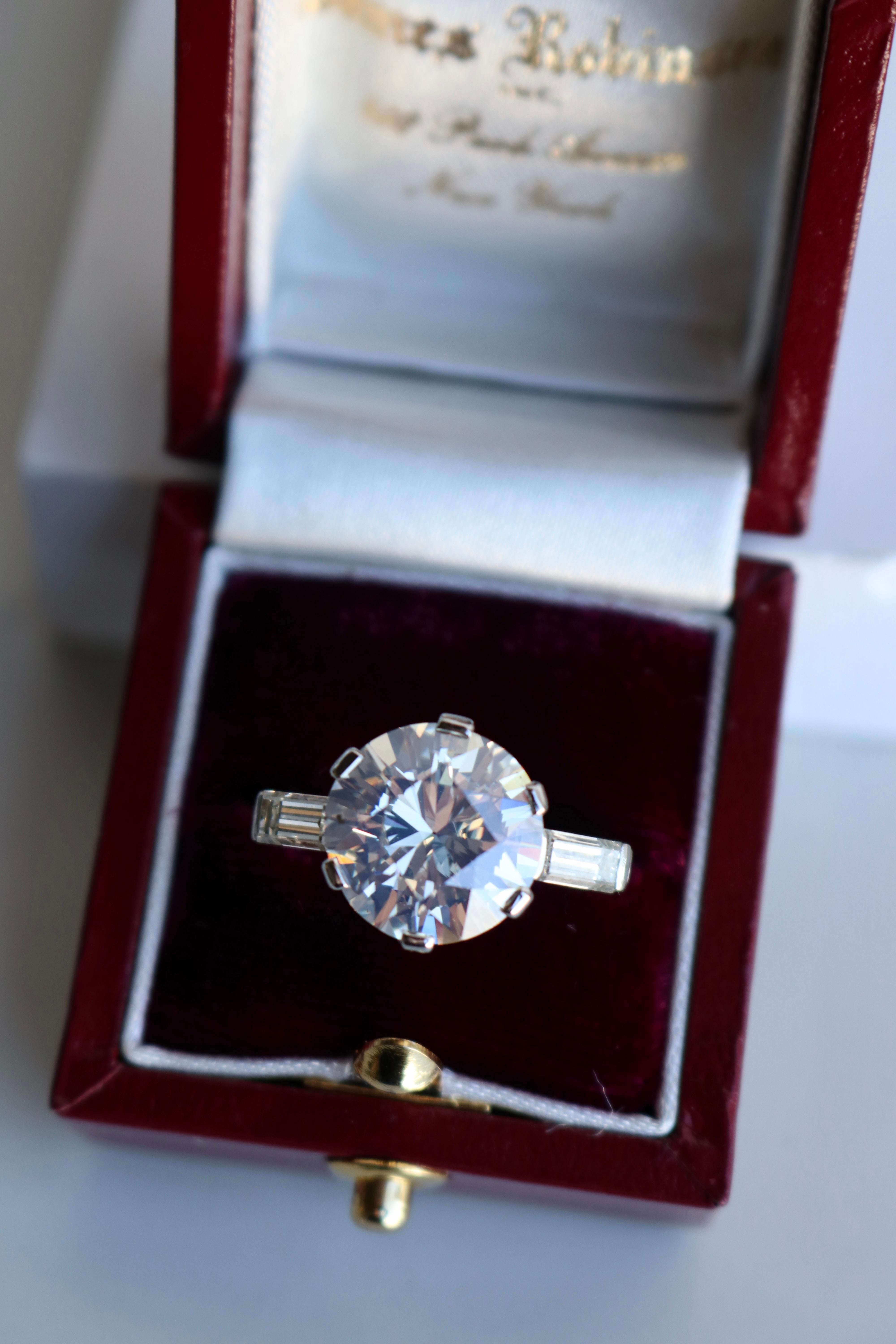Mid-Century French GIA 5.13 Carat Round Brilliant Cut Diamond Platinum Ring 2