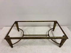 Mid Century French Vergoldetes Eisen und Onyx Couchtisch