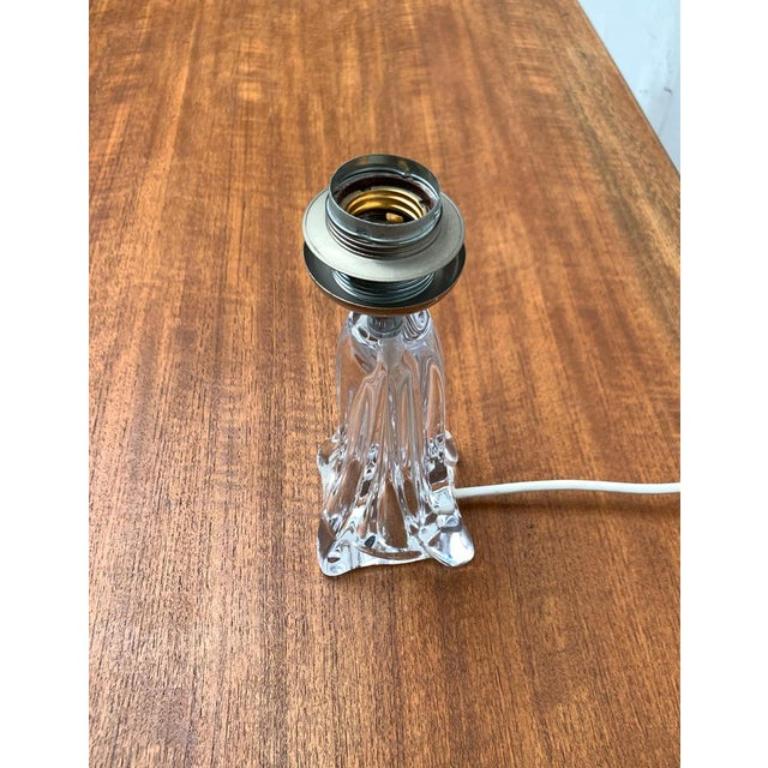 Lámpara de sobremesa francesa de cristal de Daum de mediados de siglo, años 60 Francés en venta