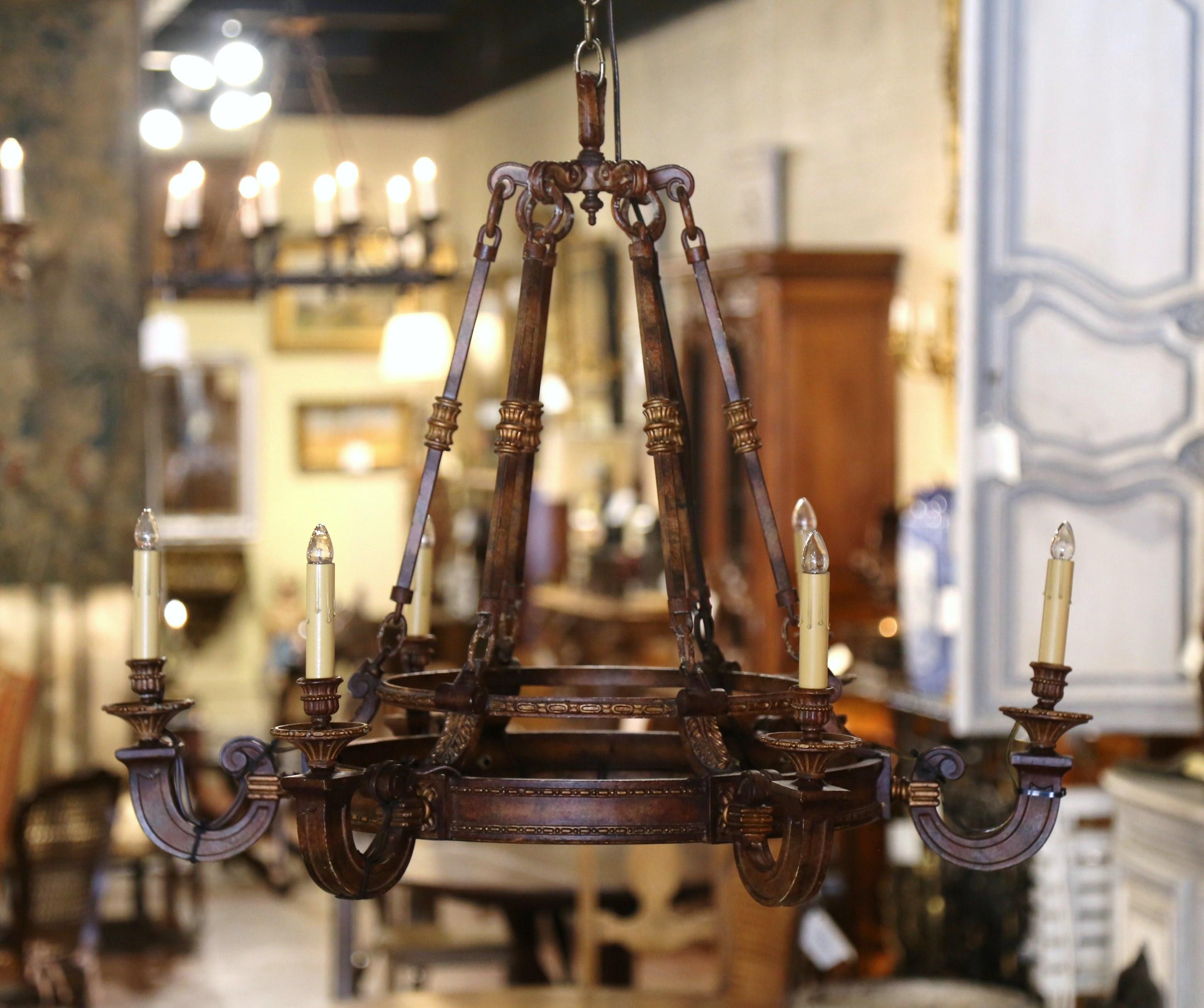 Mid-Century French Gothic Rust and Gilt Six-Light Round Iron Chandelier For Sale 1