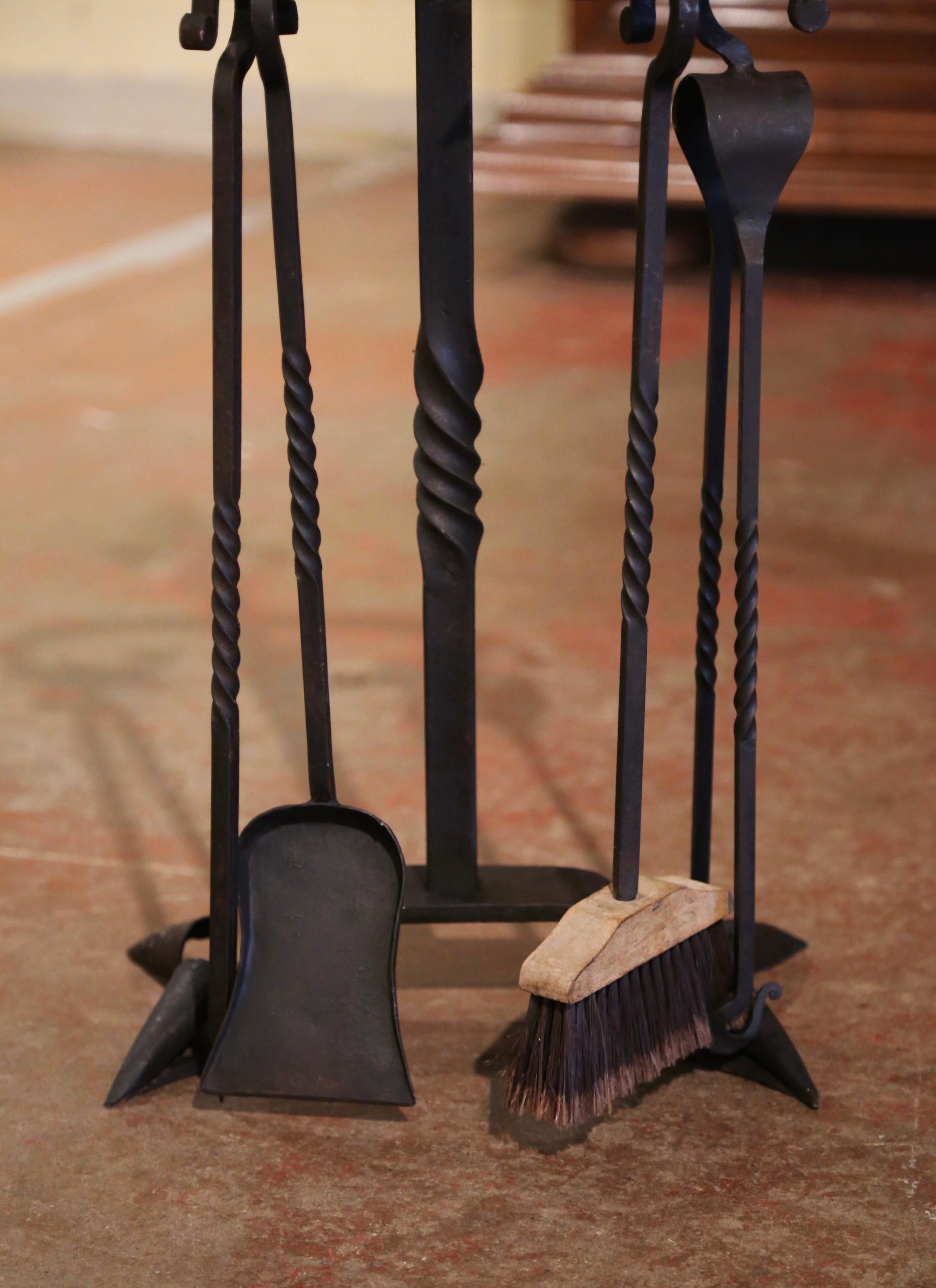 Patinated Mid-Century French Gothic Wrought Iron Fireplace Tool Set with Fleur-de-Lys For Sale