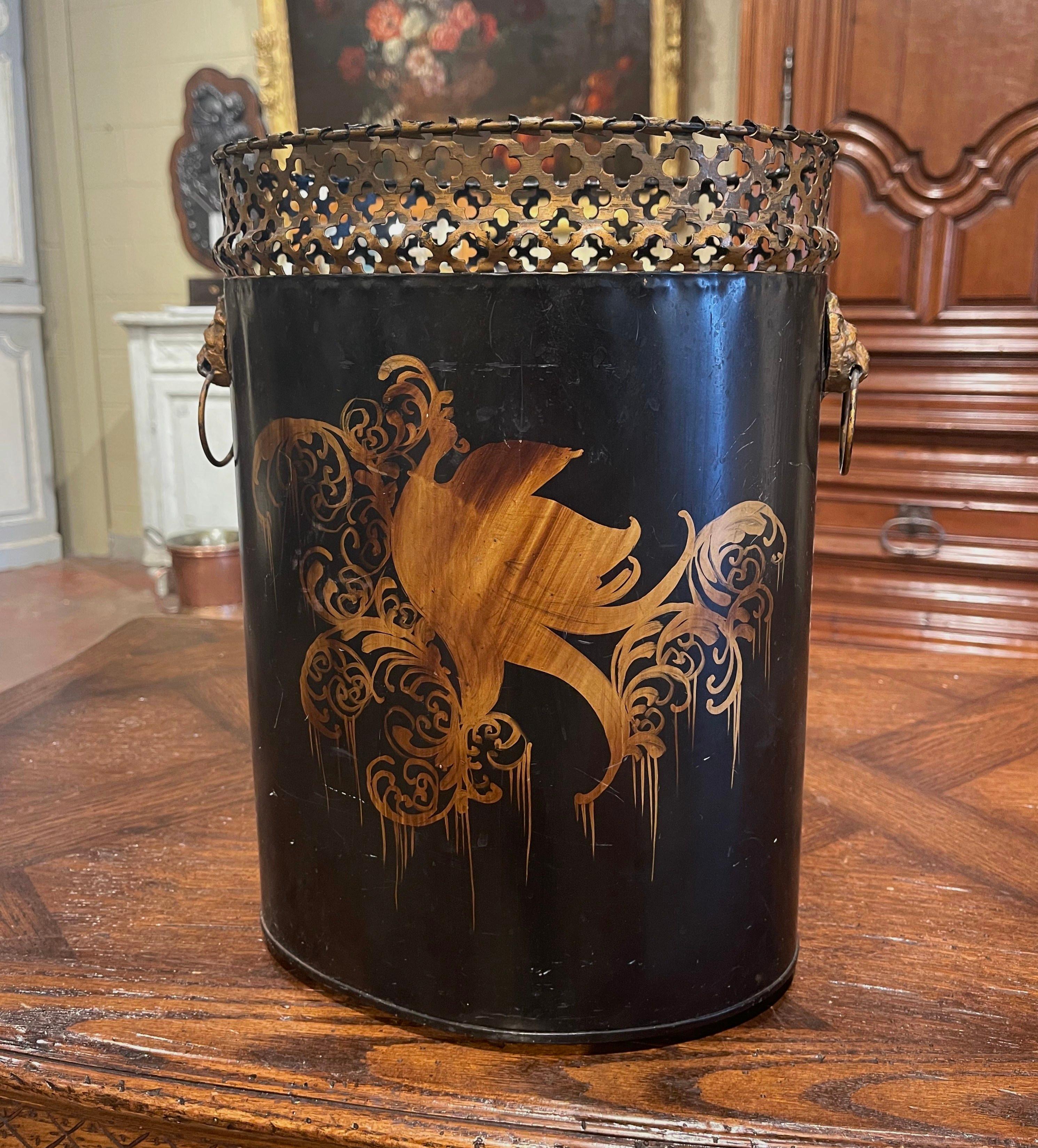 Mid-Century French Hand Painted and Gilt Tole Basket with Floral Decor In Excellent Condition For Sale In Dallas, TX