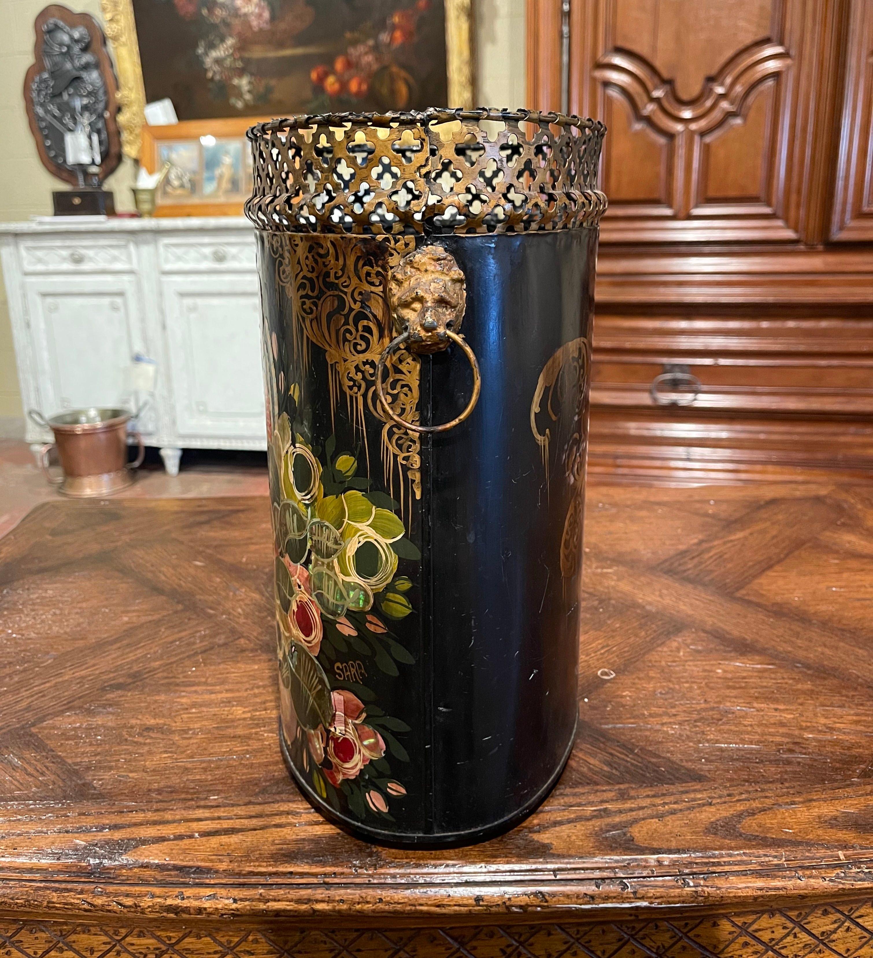 Mid-Century French Hand Painted and Gilt Tole Basket with Floral Decor For Sale 2