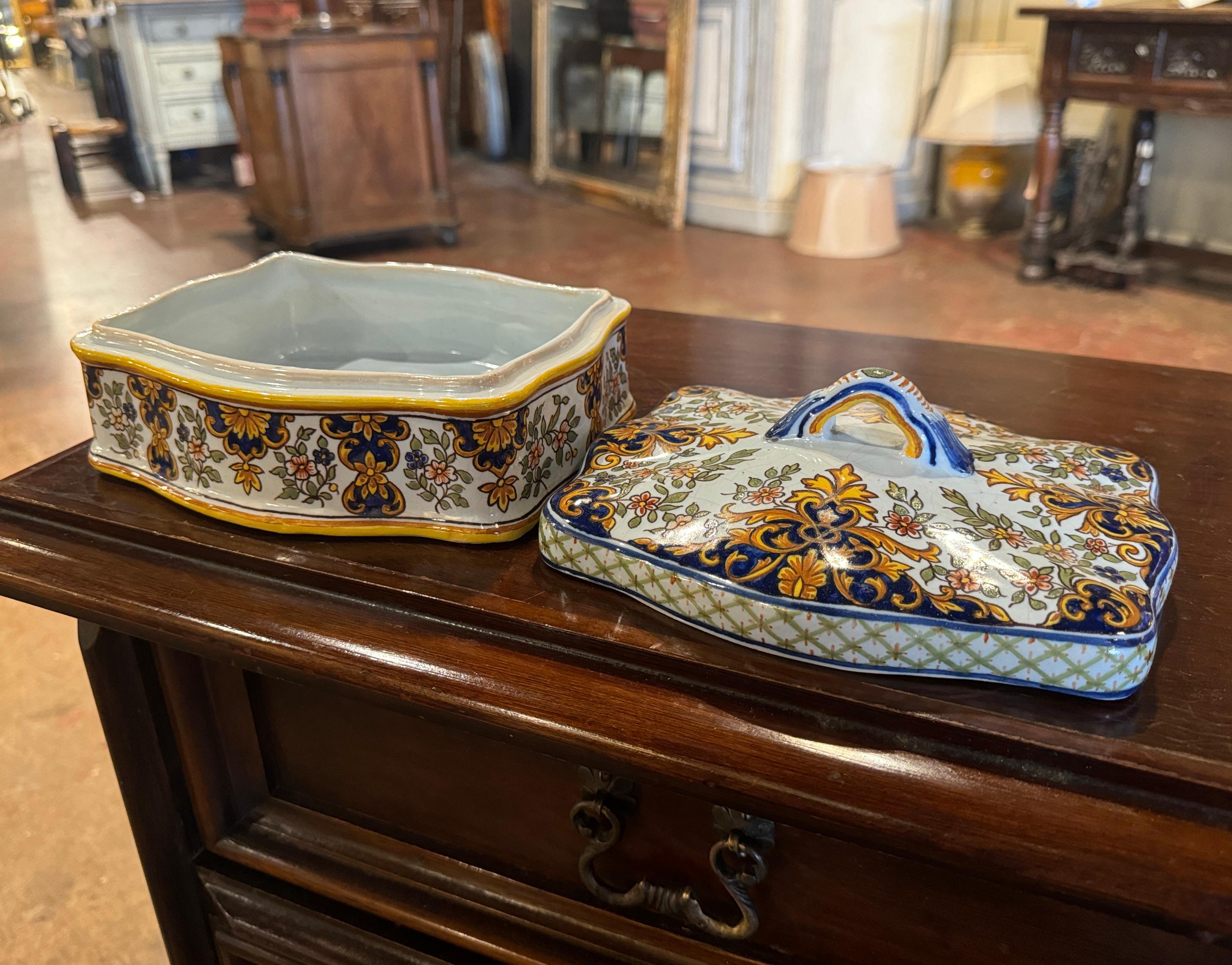 Louis XV Mid-Century French Hand-Painted Ceramic Jewelry Bombe Box from Rouen Normandy