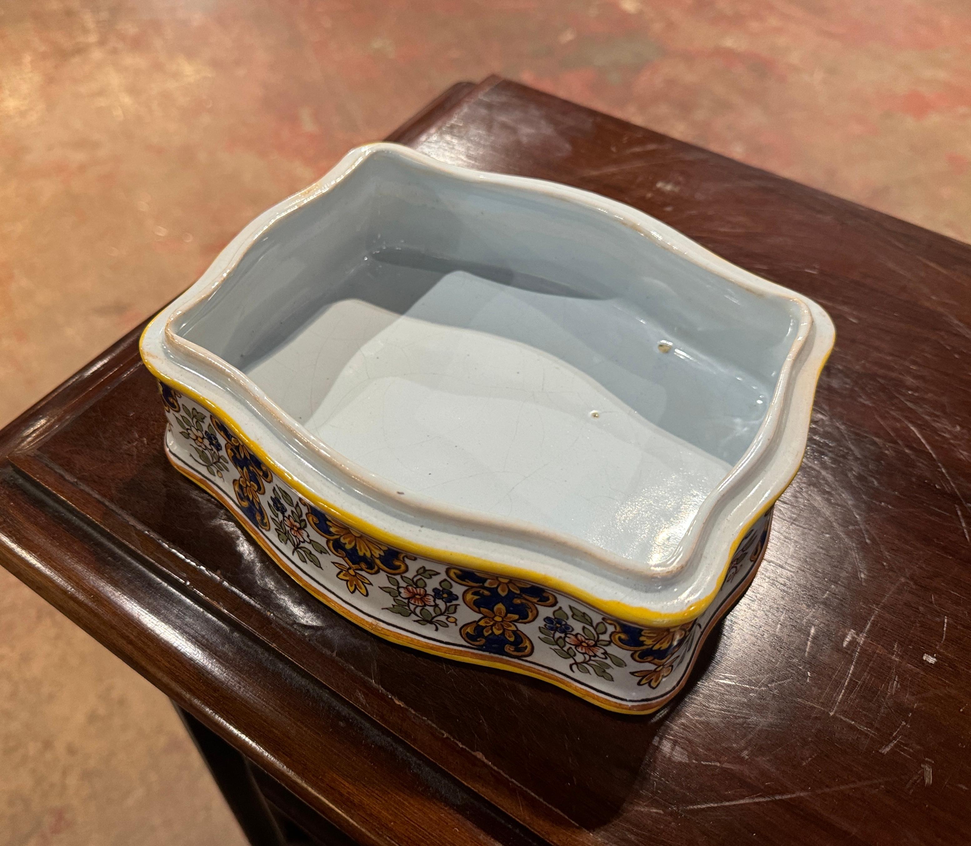 Hand-Crafted Mid-Century French Hand-Painted Ceramic Jewelry Bombe Box from Rouen Normandy