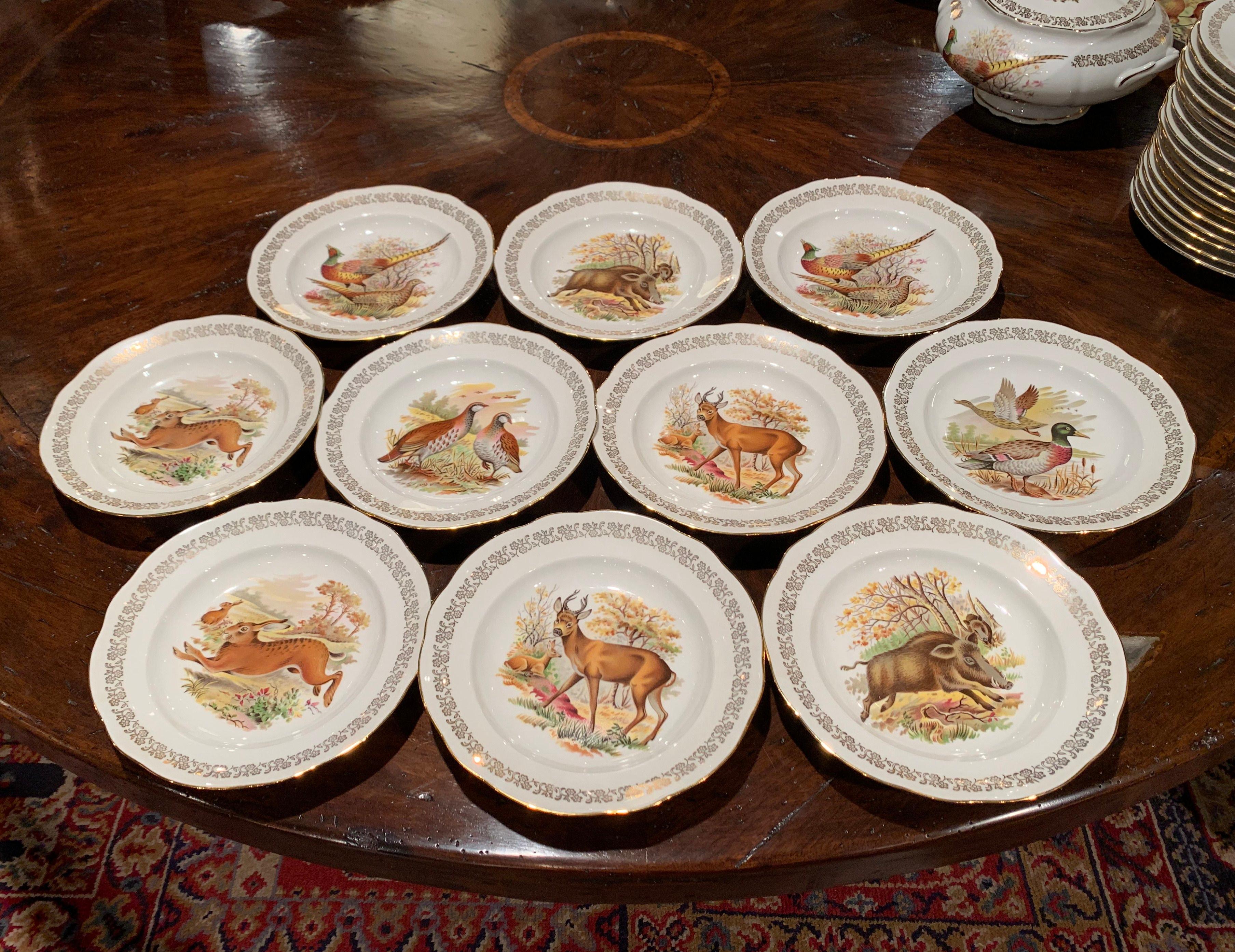 Midcentury French Hand Painted Porcelain and Gilt Hunt Motifs Dinnerware Set 9