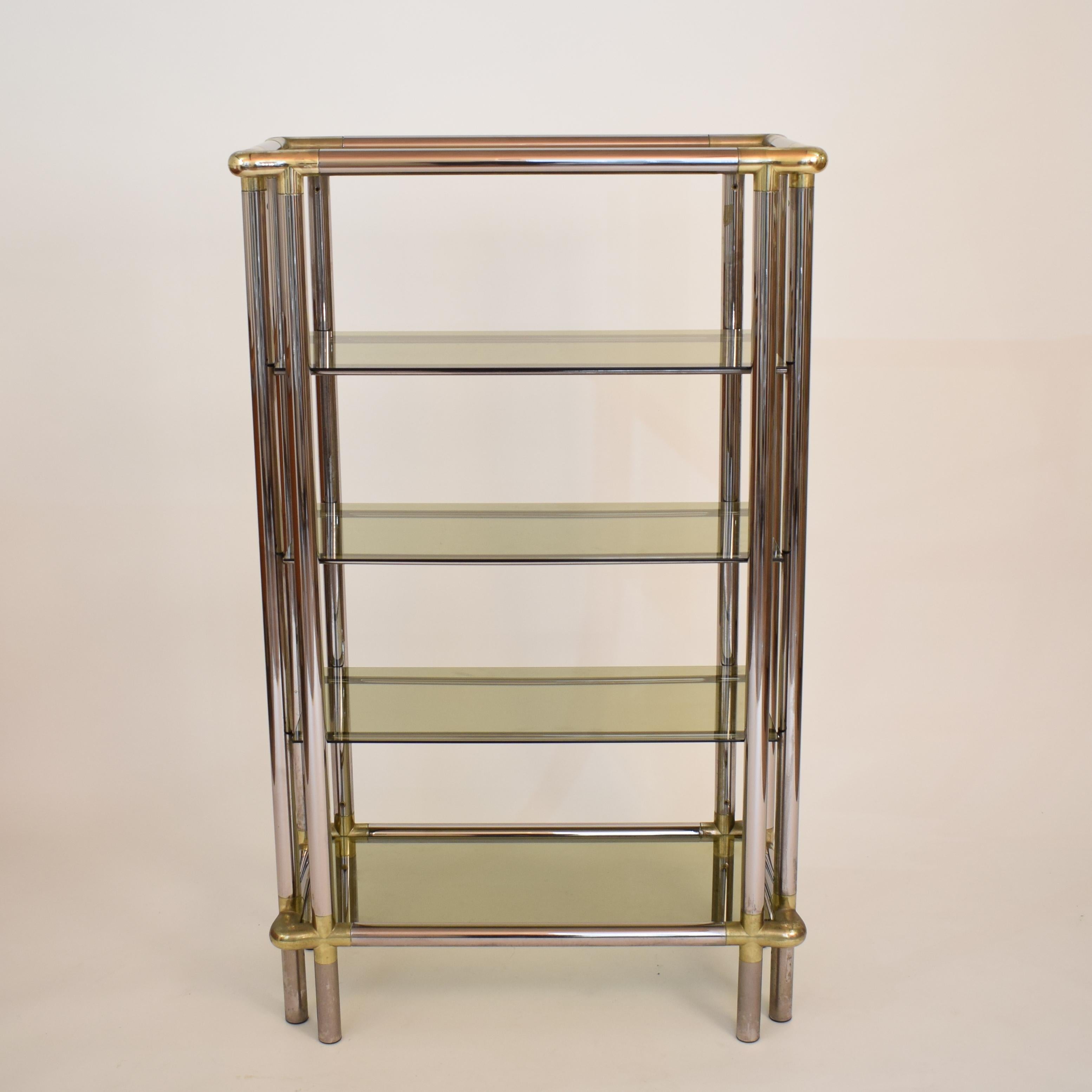 Midcentury French Hollywood Regency Chrome Brass Étagère Display Glass Shelf In Good Condition For Sale In Berlin, DE