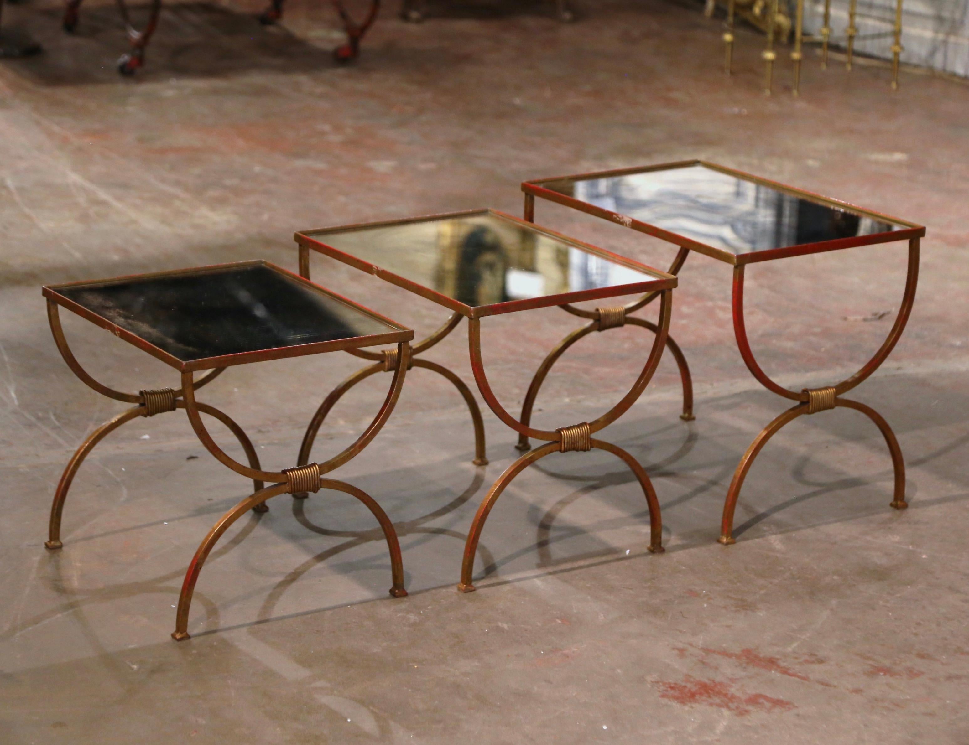 Mid-Century French Iron and Mirrored Glass Curule Nesting Tables, Set of 3  For Sale 4