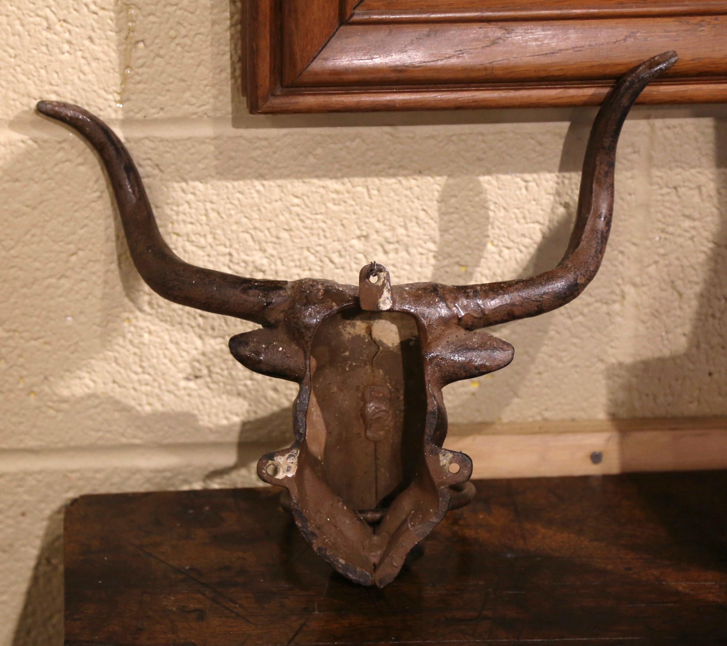 Mid-Century French Iron Cow Head Front Door Knocker For Sale 1