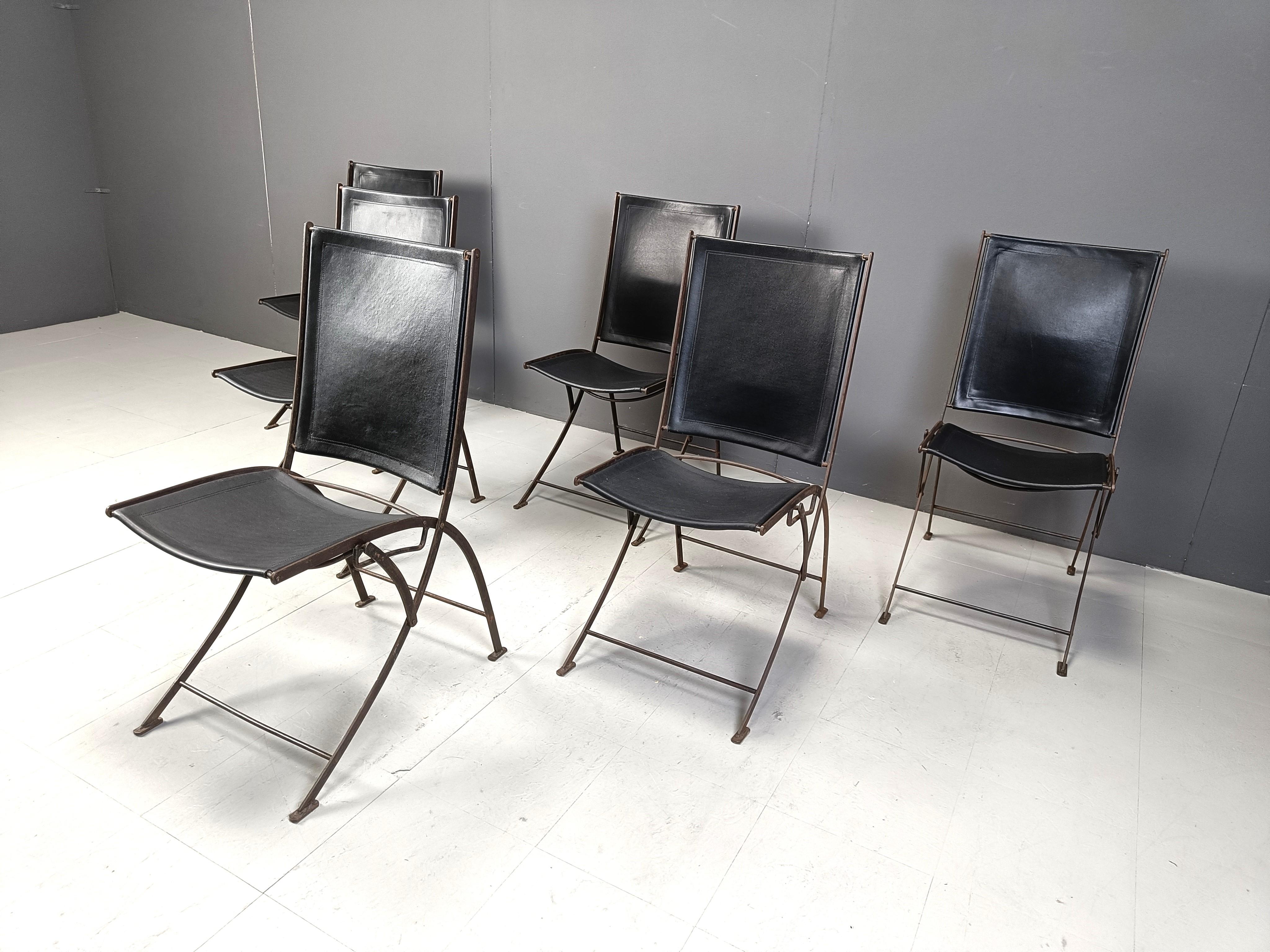 Mid century french leather foldable chairs, 1960s In Good Condition In Leuven, Vlaams Gewest