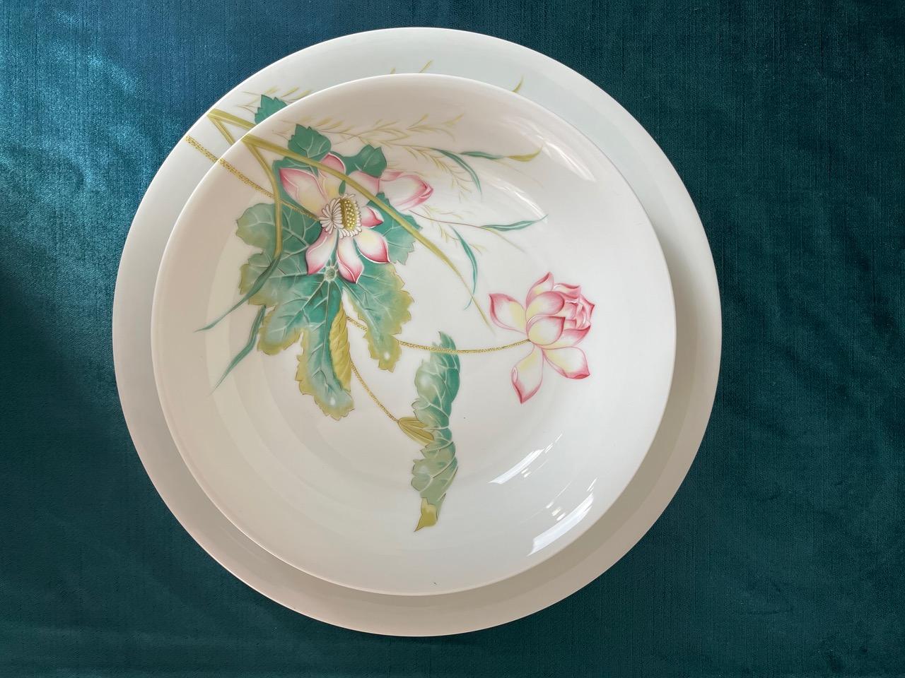 Mid-century French Limoges Porcelain Serving Pieces, 1950s For Sale 12