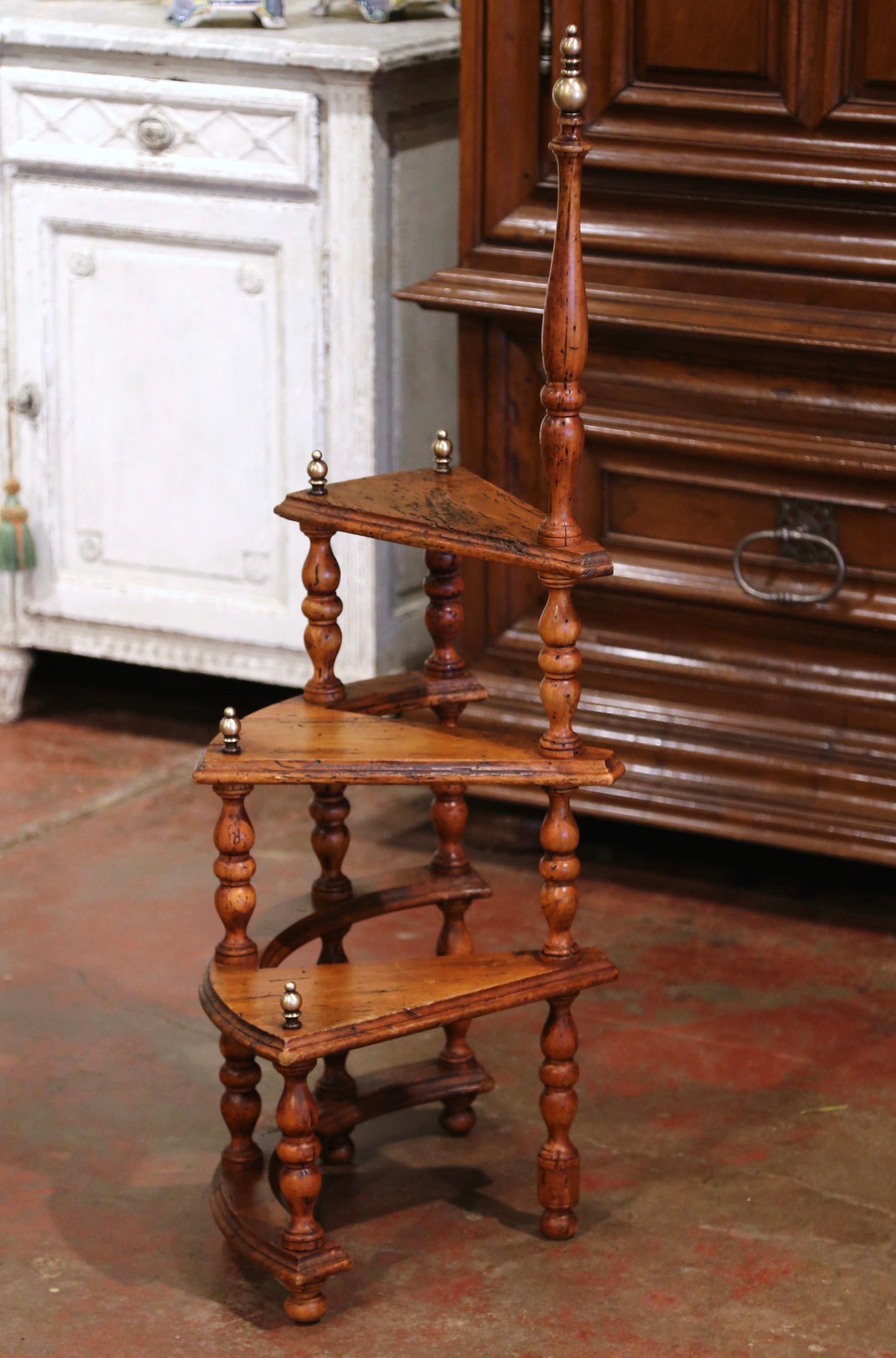 Mid-Century French Louis XIII Carved Walnut and Brass Spiral Library Step Ladder In Excellent Condition In Dallas, TX